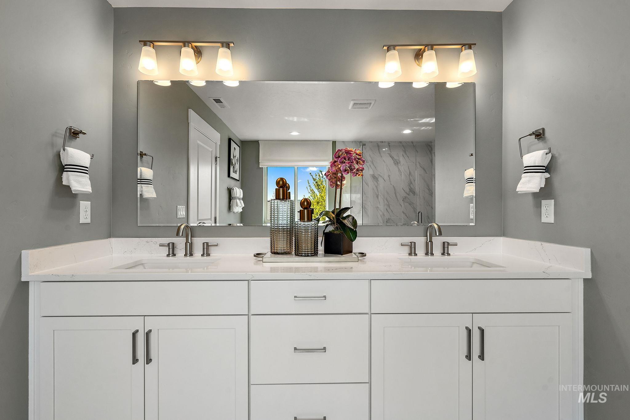 6069 N Senita Hills Ave, Meridian, Idaho 83646, 5 Bedrooms, 4 Bathrooms, Residential For Sale, Price $769,990, 98983936