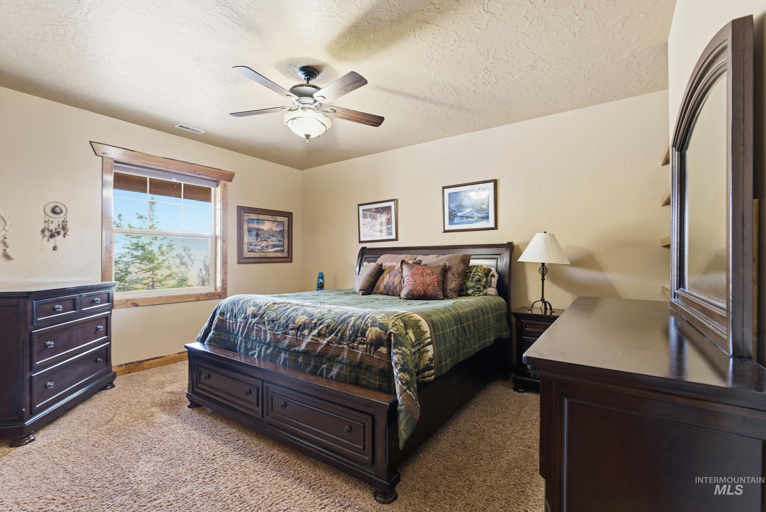 2538 W Mountain Rd, Donnelly, Idaho 83615, 4 Bedrooms, 2.5 Bathrooms, Residential For Sale, Price $1,200,000, 98983937