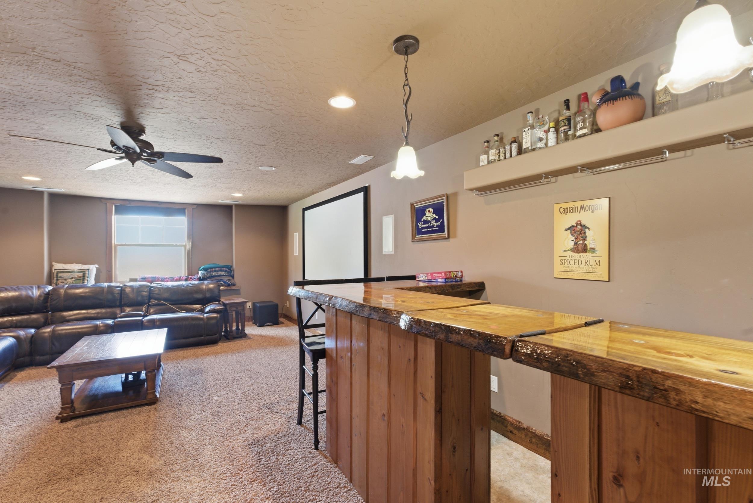 2538 W Mountain Rd, Donnelly, Idaho 83615, 4 Bedrooms, 2.5 Bathrooms, Residential For Sale, Price $1,200,000, 98983937