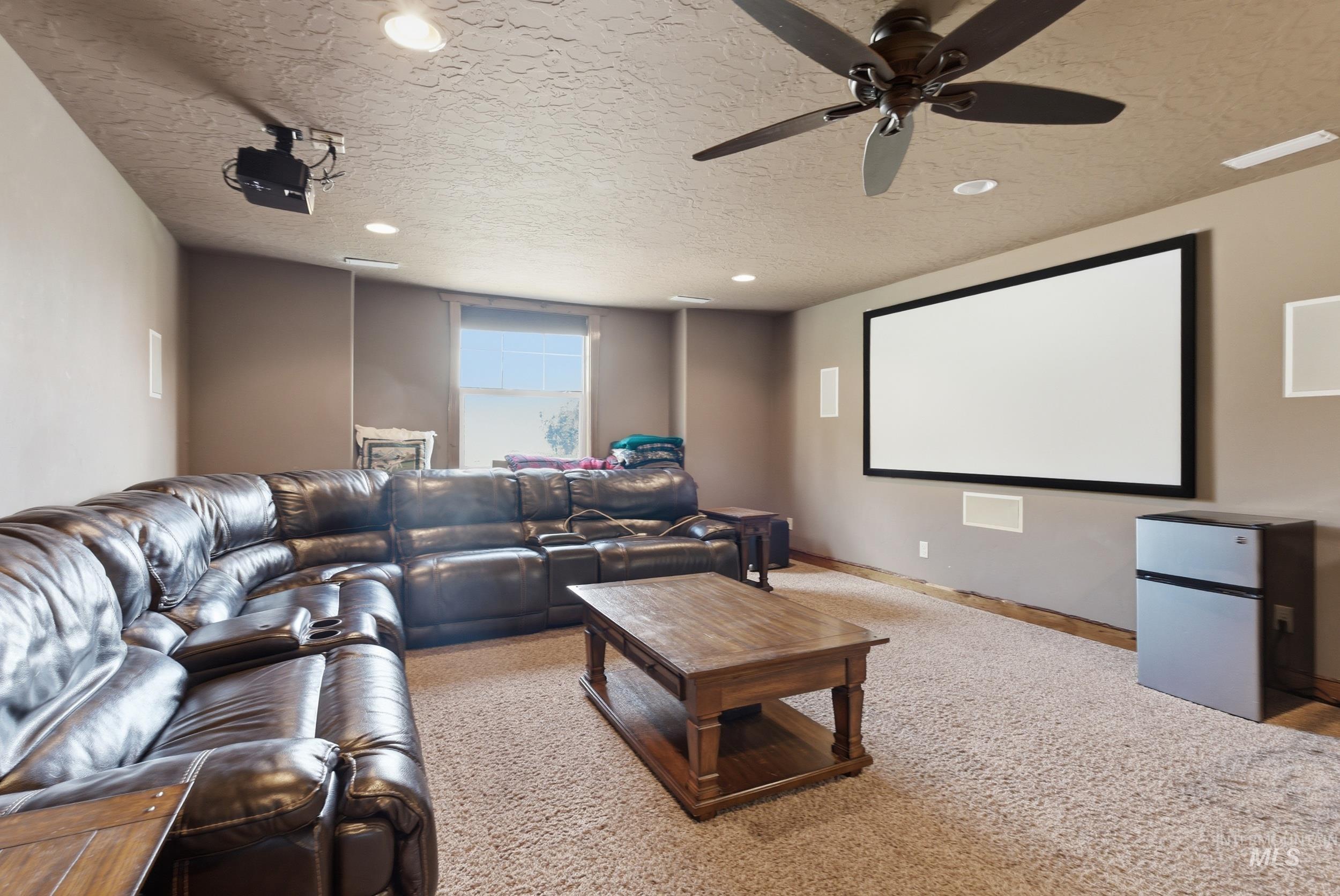 2538 W Mountain Rd, Donnelly, Idaho 83615, 4 Bedrooms, 2.5 Bathrooms, Residential For Sale, Price $1,200,000, 98983937