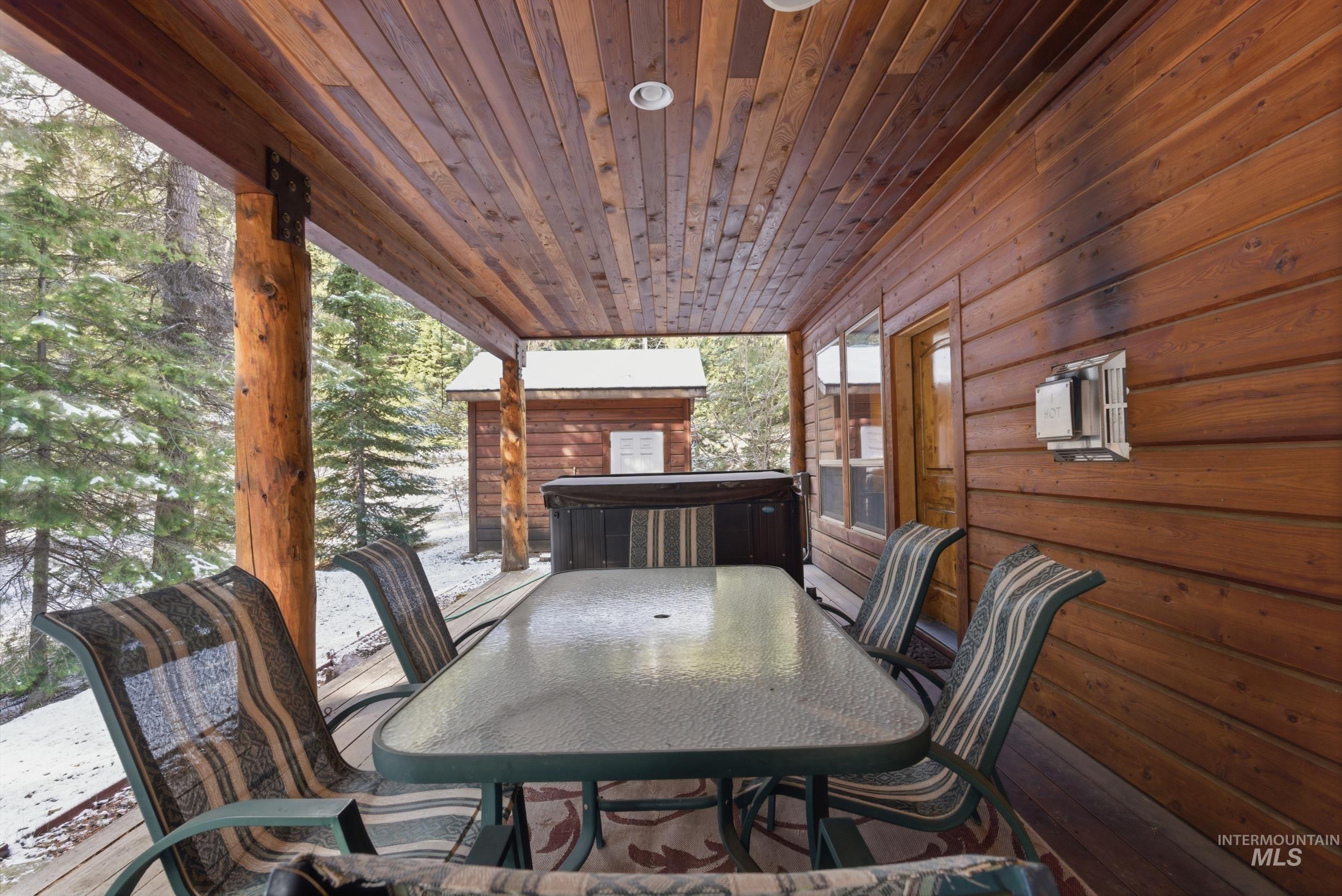 2538 W Mountain Rd, Donnelly, Idaho 83615, 4 Bedrooms, 2.5 Bathrooms, Residential For Sale, Price $1,200,000, 98983937