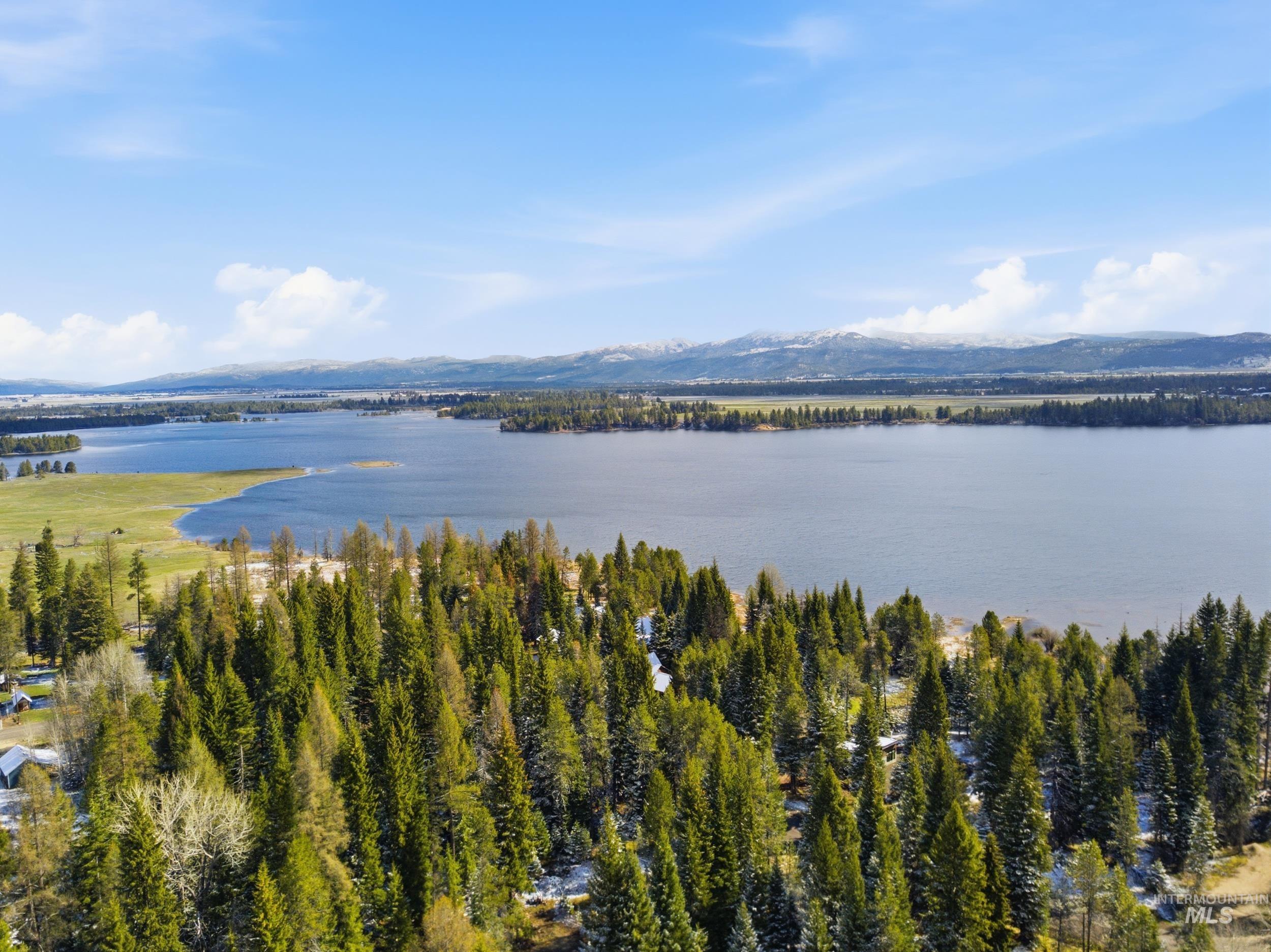 2538 W Mountain Rd, Donnelly, Idaho 83615, 4 Bedrooms, 2.5 Bathrooms, Residential For Sale, Price $1,200,000, 98983937