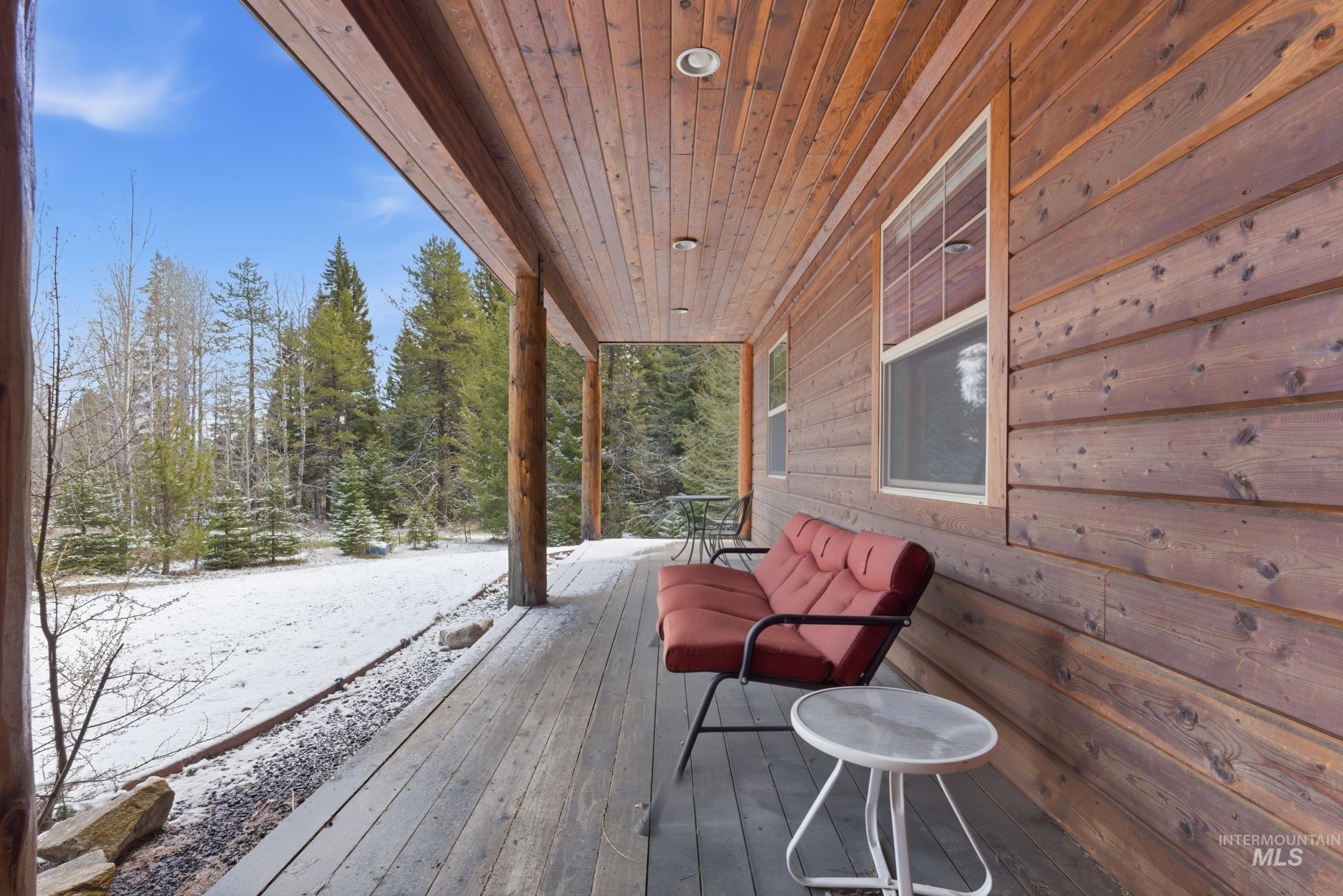 2538 W Mountain Rd, Donnelly, Idaho 83615, 4 Bedrooms, 2.5 Bathrooms, Residential For Sale, Price $1,200,000, 98983937