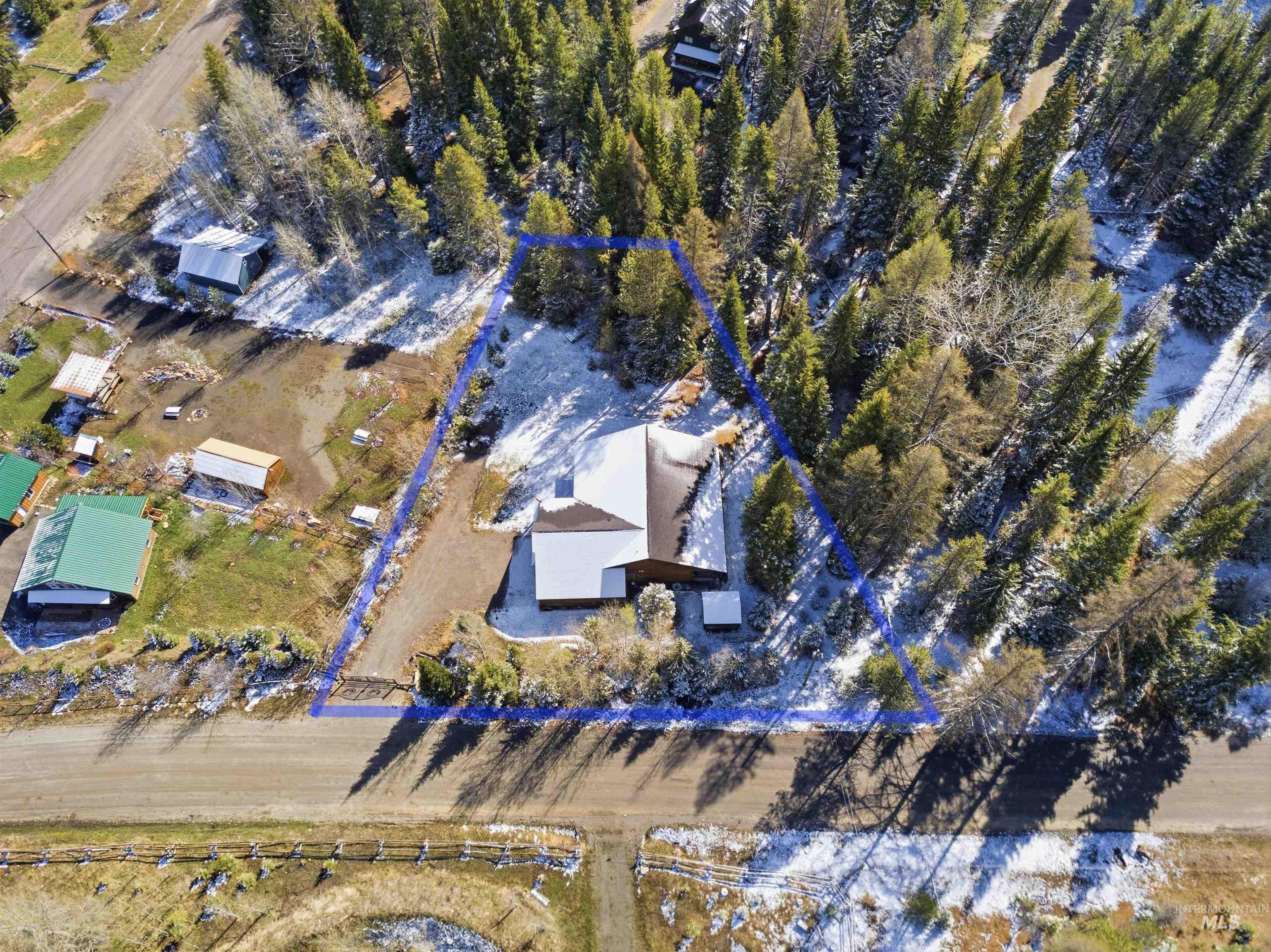2538 W Mountain Rd, Donnelly, Idaho 83615, 4 Bedrooms, 2.5 Bathrooms, Residential For Sale, Price $1,200,000, 98983937