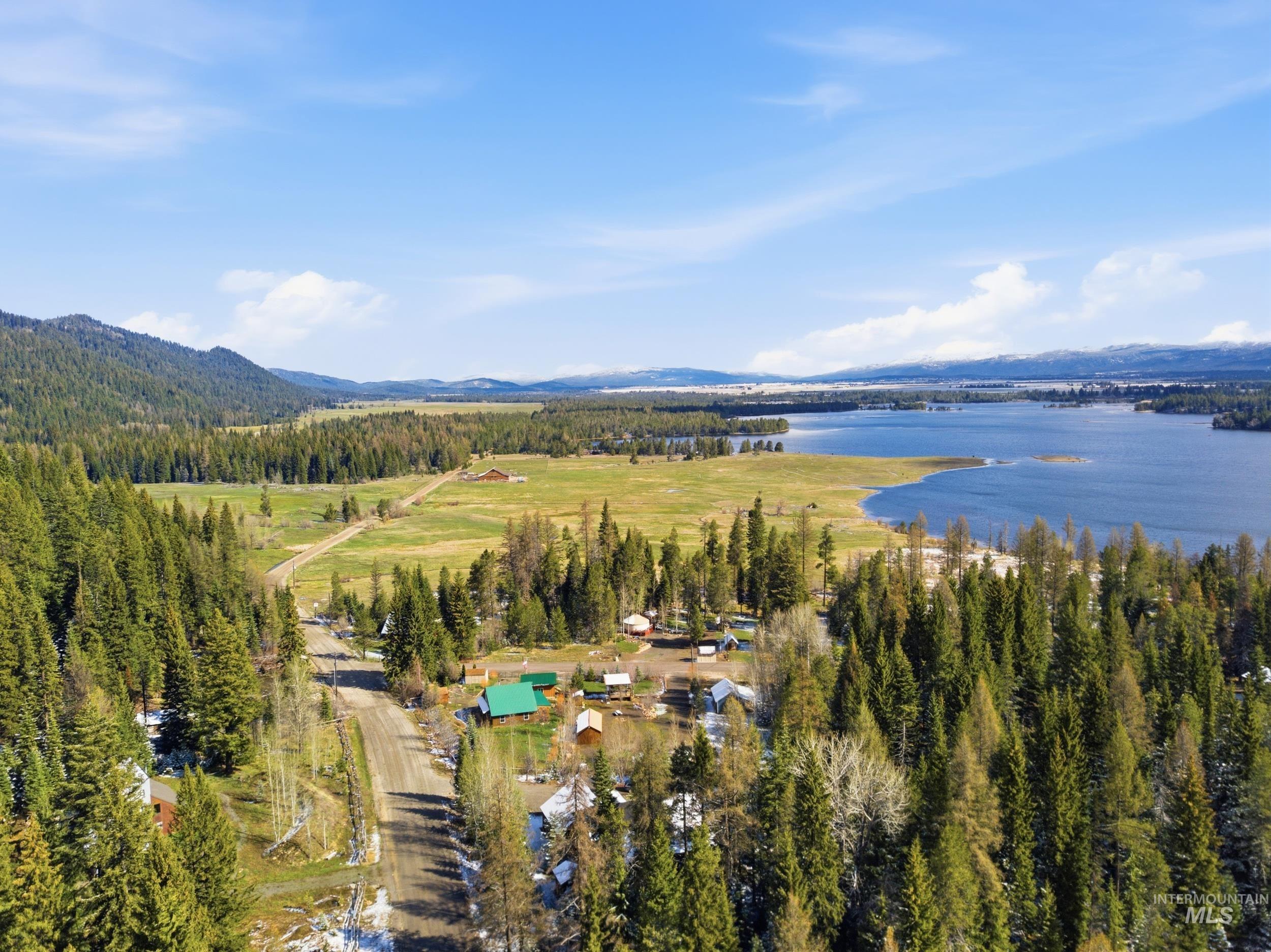 2538 W Mountain Rd, Donnelly, Idaho 83615, 4 Bedrooms, 2.5 Bathrooms, Residential For Sale, Price $1,200,000, 98983937