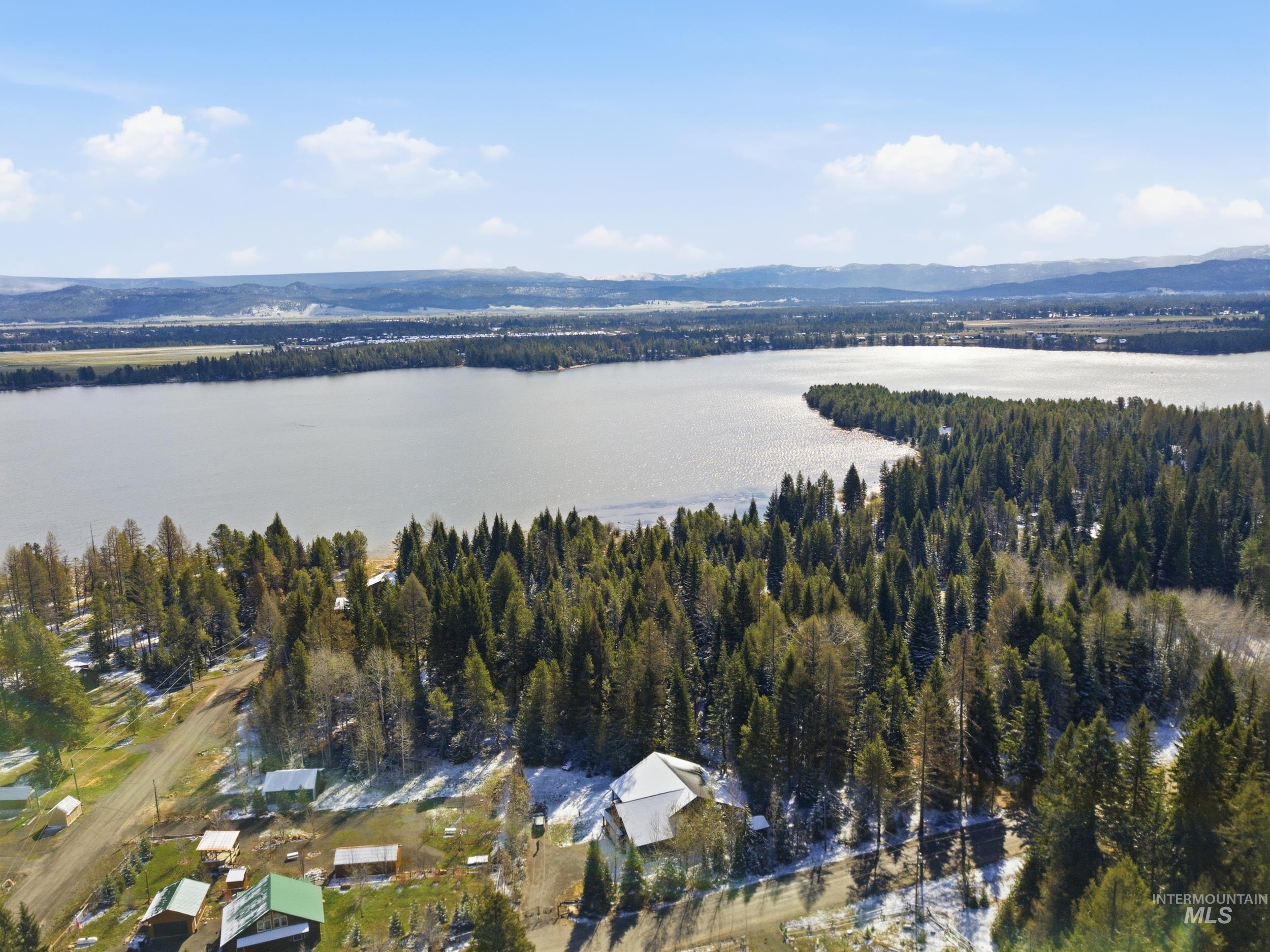 2538 W Mountain Rd, Donnelly, Idaho 83615, 4 Bedrooms, 2.5 Bathrooms, Residential For Sale, Price $1,200,000, 98983937