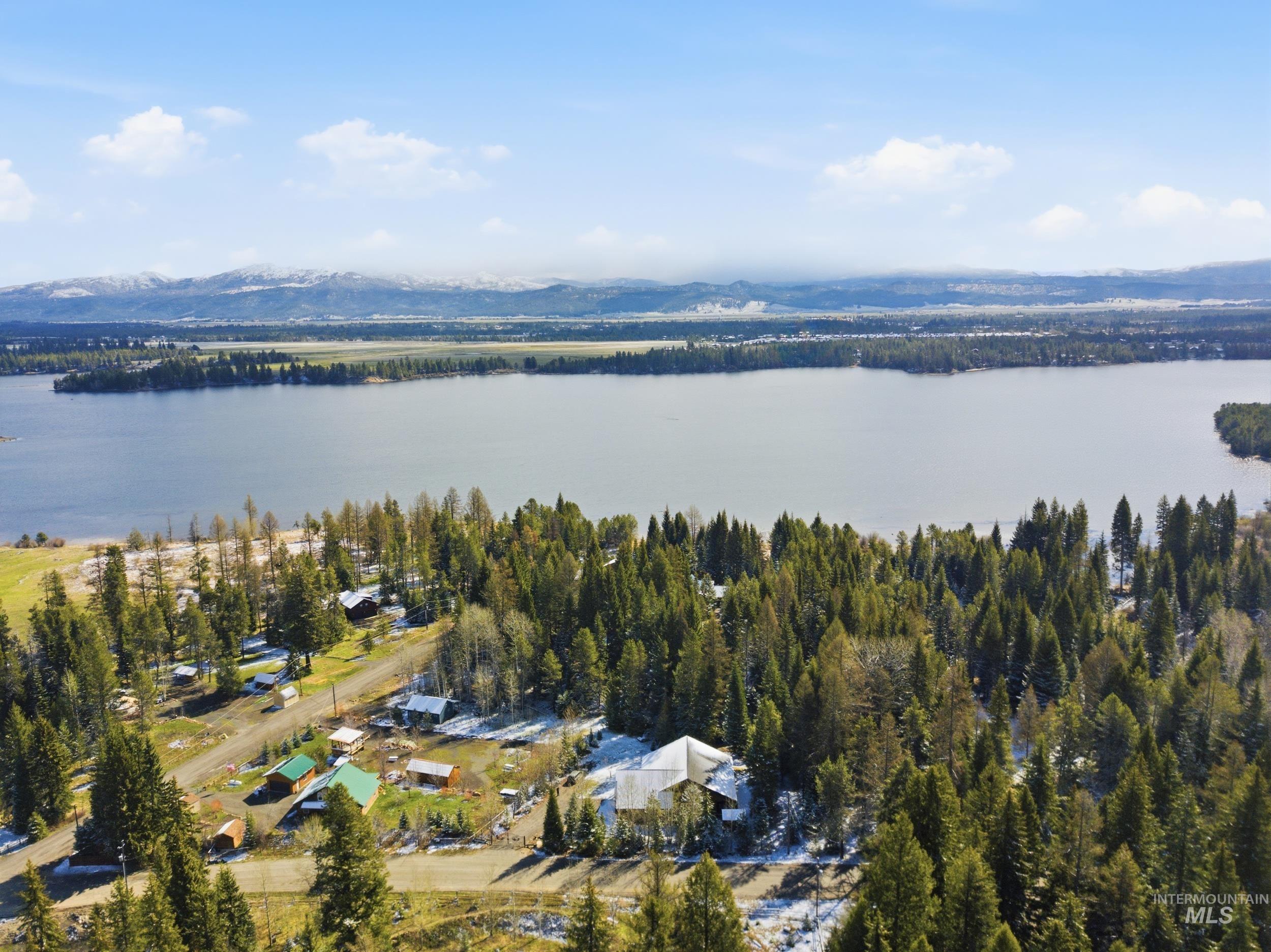 2538 W Mountain Rd, Donnelly, Idaho 83615, 4 Bedrooms, 2.5 Bathrooms, Residential For Sale, Price $1,200,000, 98983937