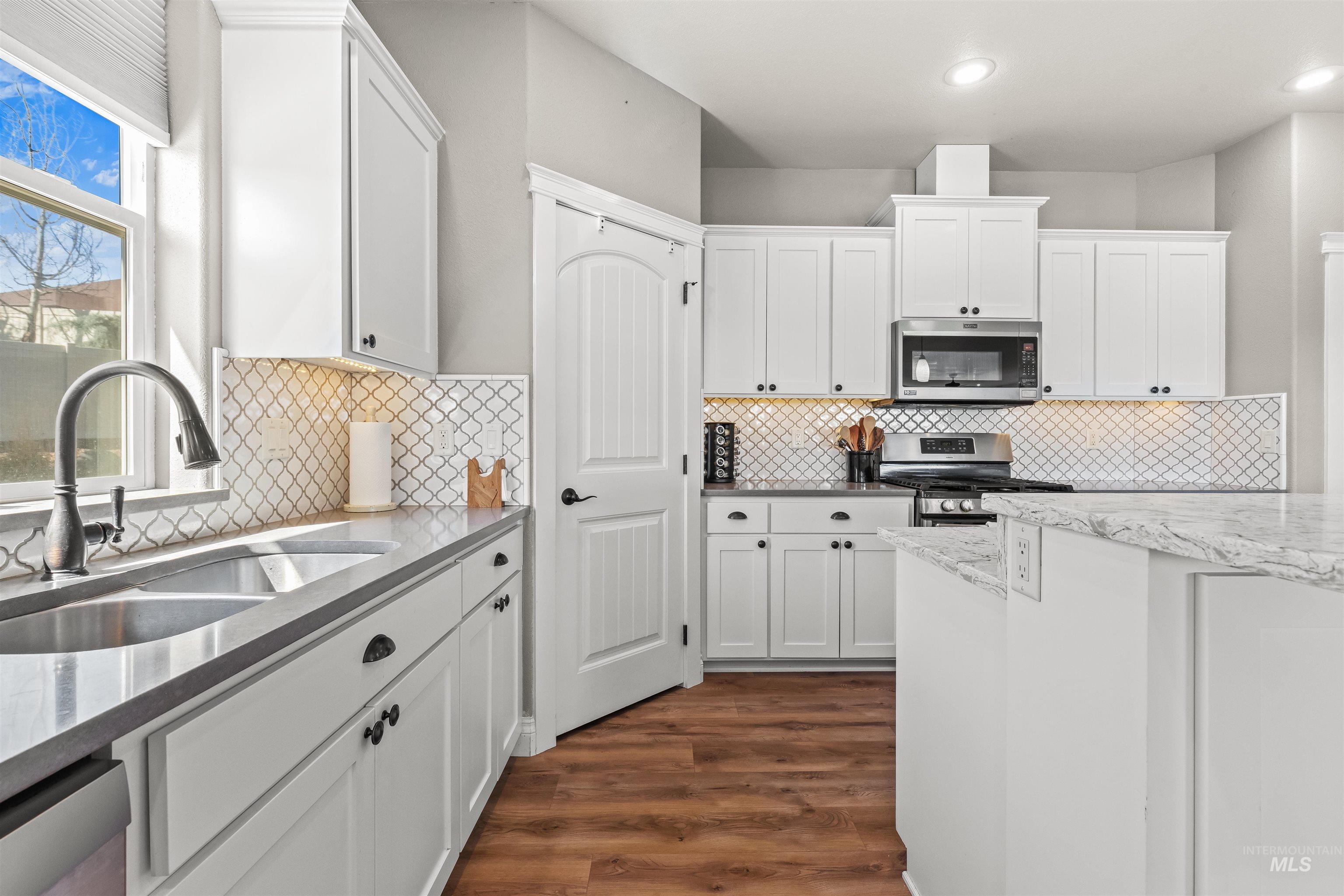 1804 Sunrise Court, Lewiston, Idaho 83501, 6 Bedrooms, 4 Bathrooms, Residential For Sale, Price $948,000, 98983938