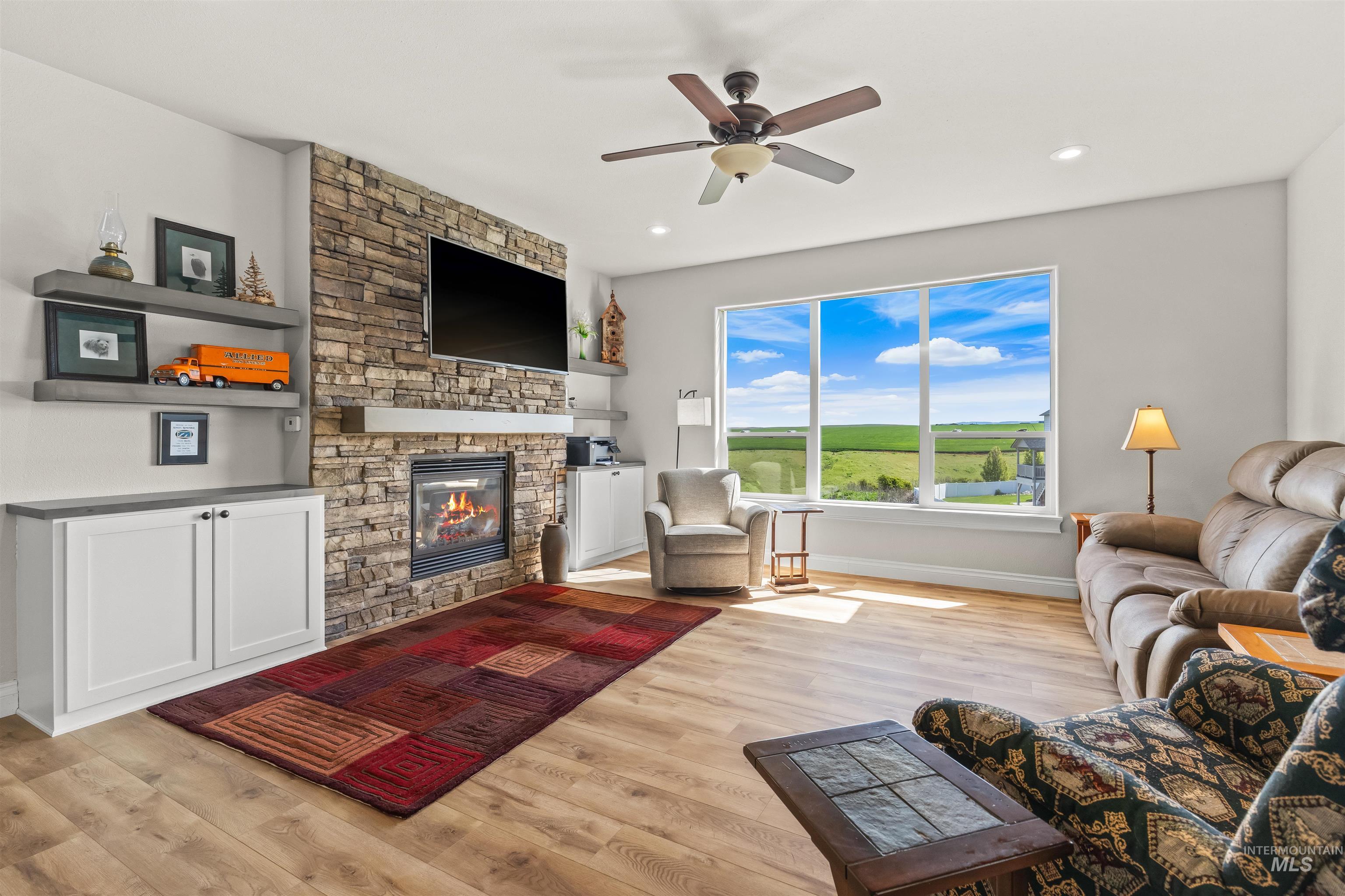 1804 Sunrise Court, Lewiston, Idaho 83501, 6 Bedrooms, 4 Bathrooms, Residential For Sale, Price $948,000, 98983938