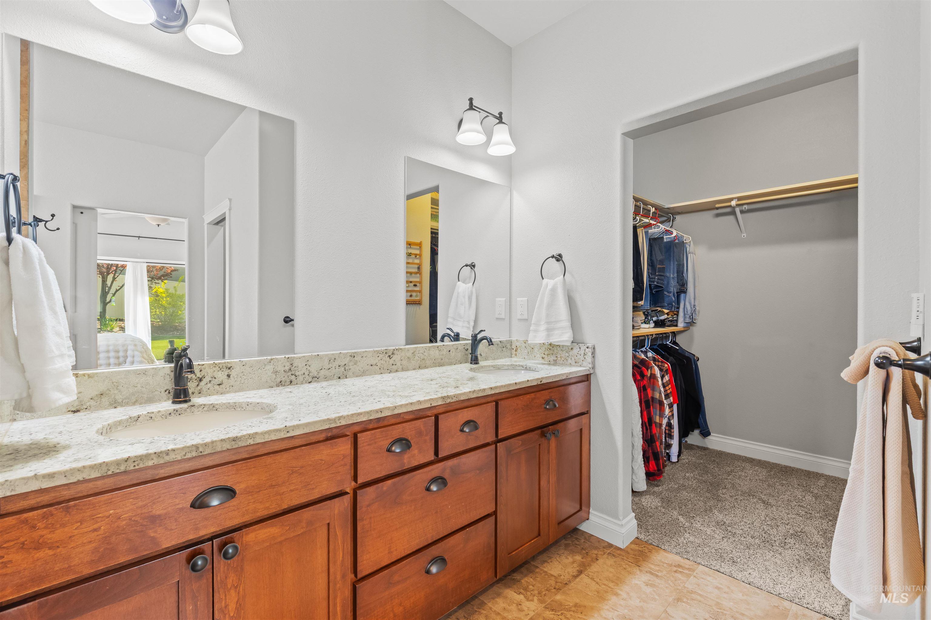 1804 Sunrise Court, Lewiston, Idaho 83501, 6 Bedrooms, 4 Bathrooms, Residential For Sale, Price $948,000, 98983938