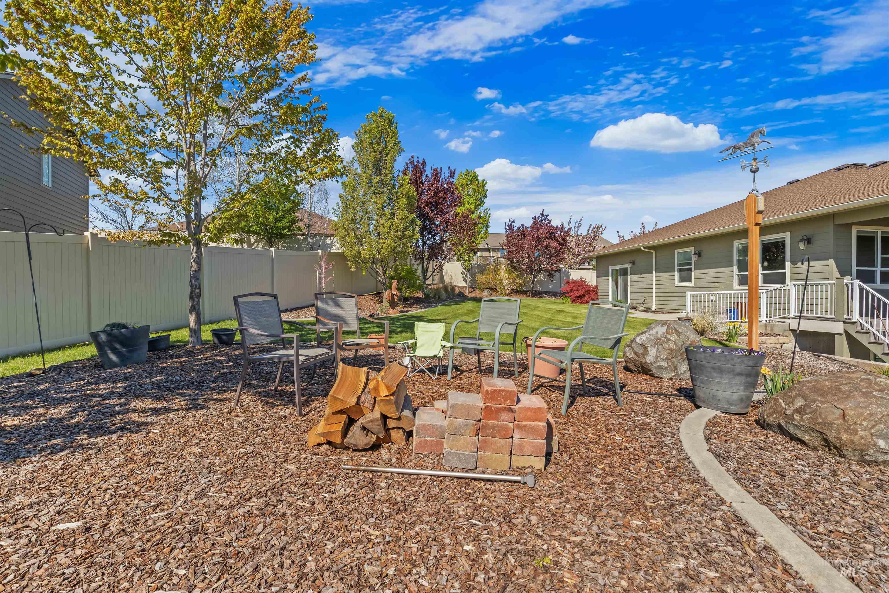 1804 Sunrise Court, Lewiston, Idaho 83501, 6 Bedrooms, 4 Bathrooms, Residential For Sale, Price $948,000, 98983938