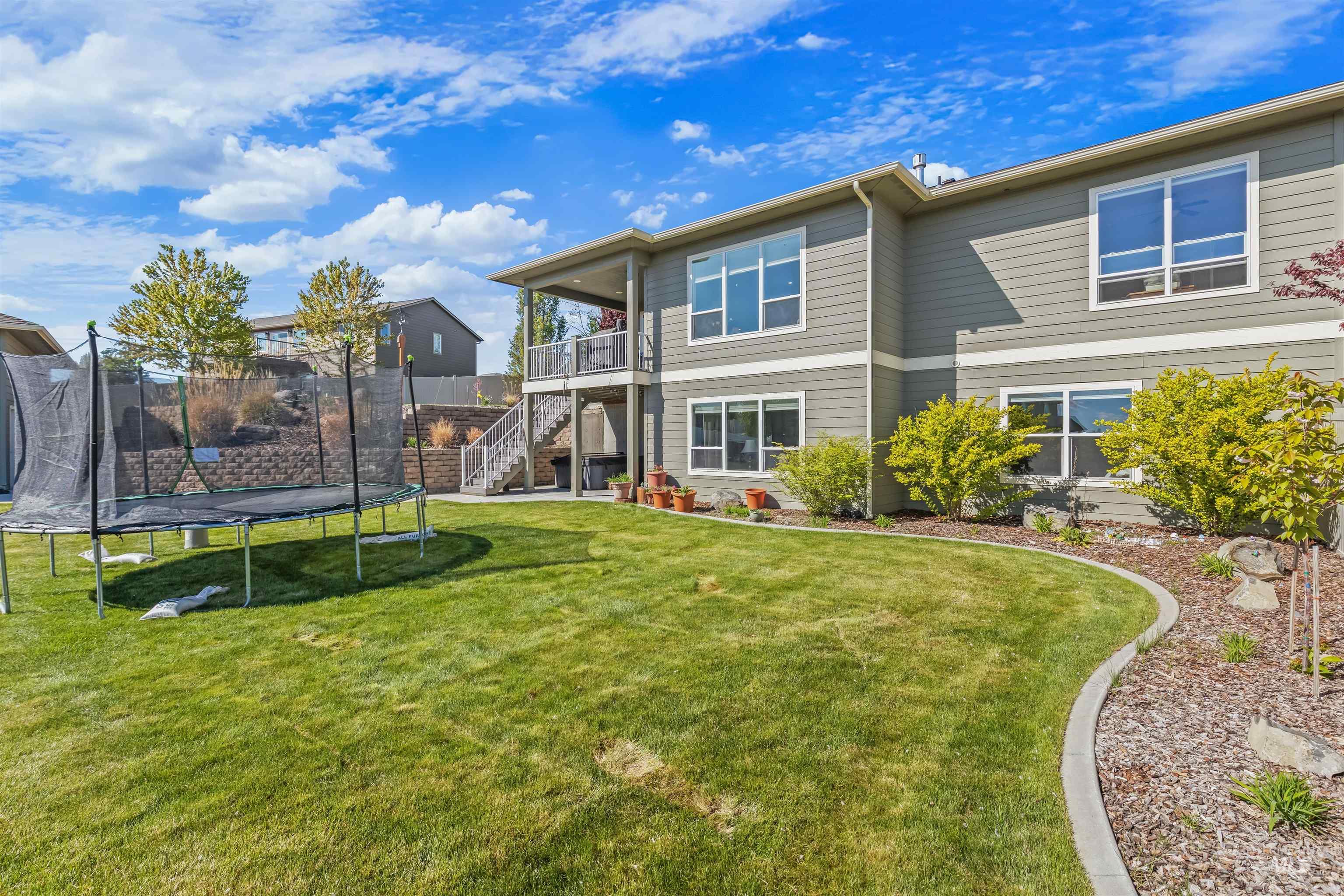 1804 Sunrise Court, Lewiston, Idaho 83501, 6 Bedrooms, 4 Bathrooms, Residential For Sale, Price $948,000, 98983938