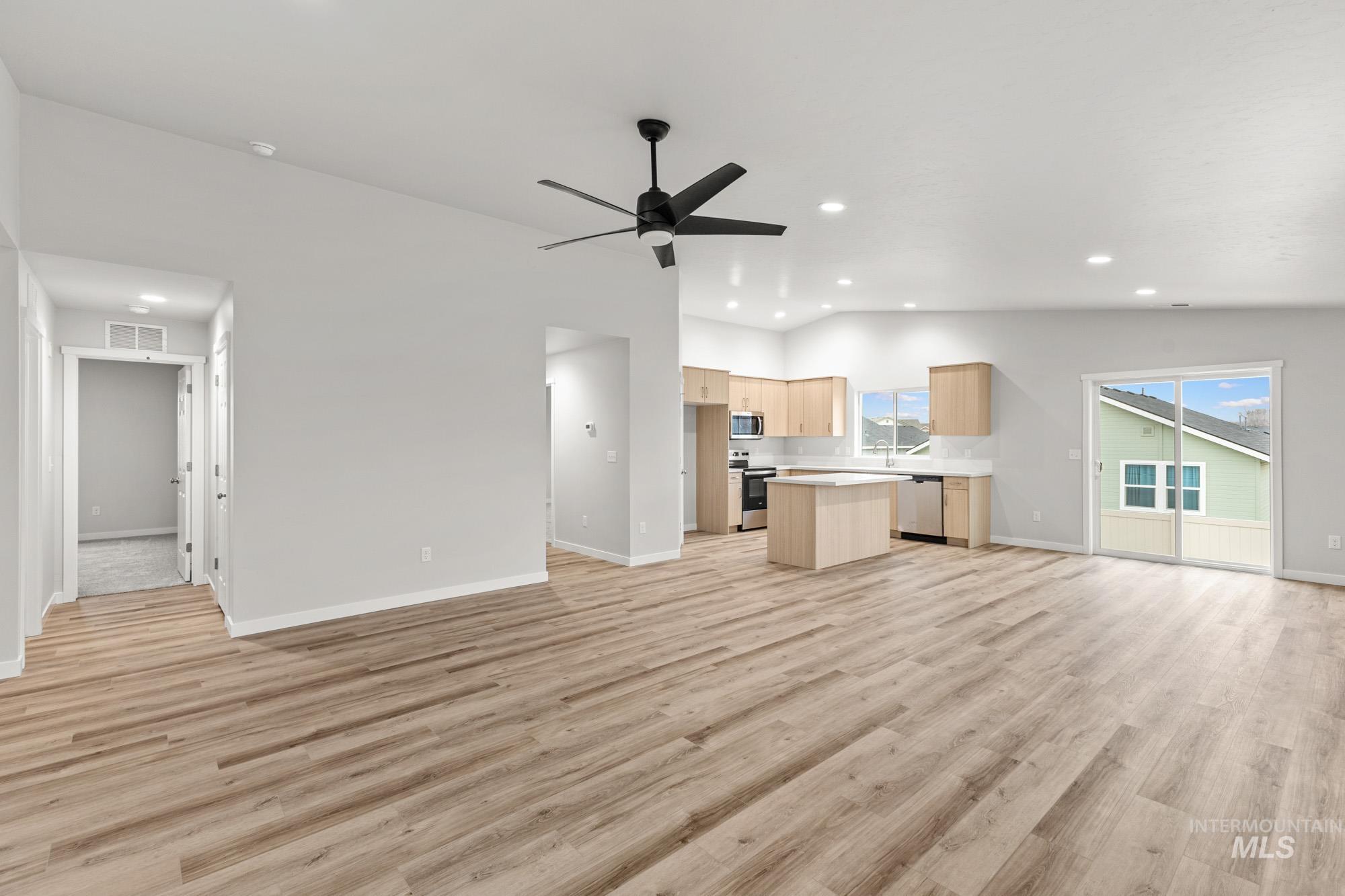 306 W 17th Ave, Jerome, Idaho 83338, 4 Bedrooms, 2 Bathrooms, Residential For Sale, Price $409,990, 98983939