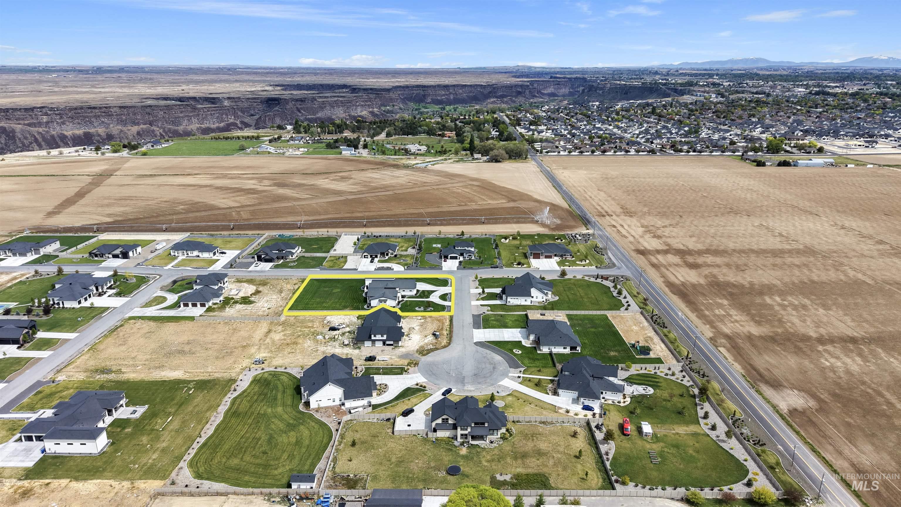 2752 E 4206 N, Twin Falls, Idaho 83301, 3 Bedrooms, 3.5 Bathrooms, Residential For Sale, Price $1,100,000,MLS 98983941