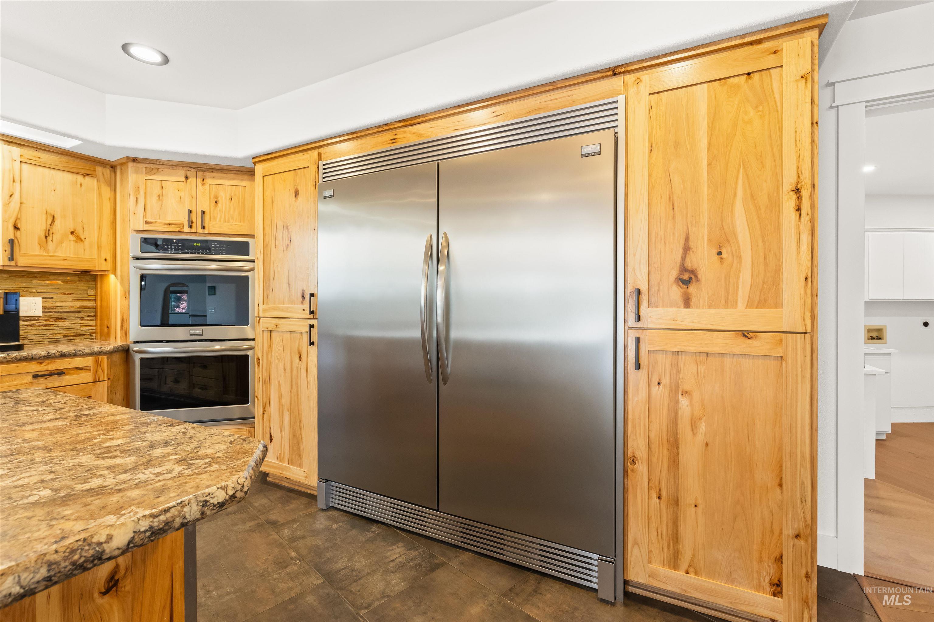 3360 E Main Street, Lewiston, Idaho 83501, 5 Bedrooms, 3.5 Bathrooms, Residential For Sale, Price $1,450,000,MLS 98983950