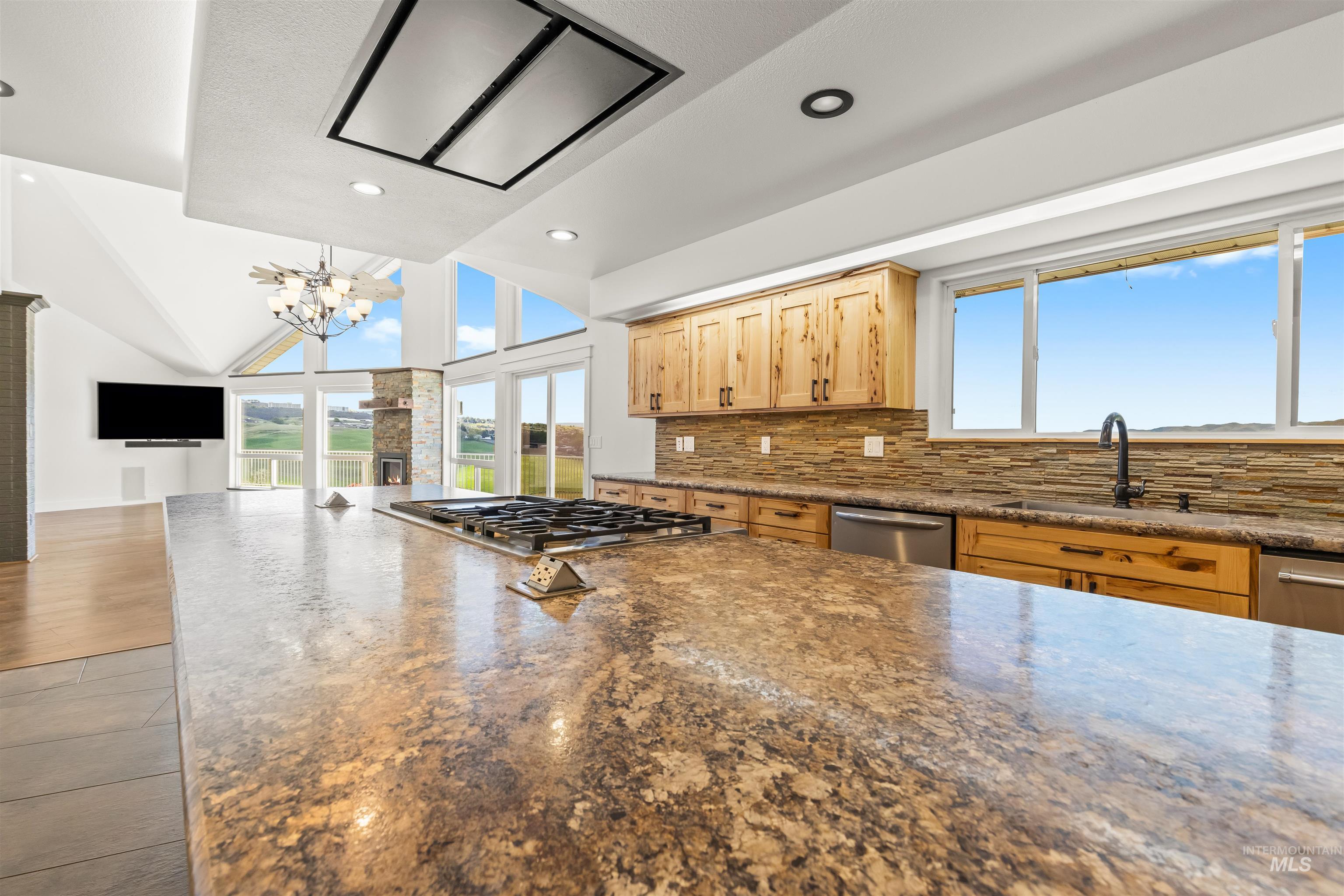 3360 E Main Street, Lewiston, Idaho 83501, 5 Bedrooms, 3.5 Bathrooms, Residential For Sale, Price $1,450,000,MLS 98983950