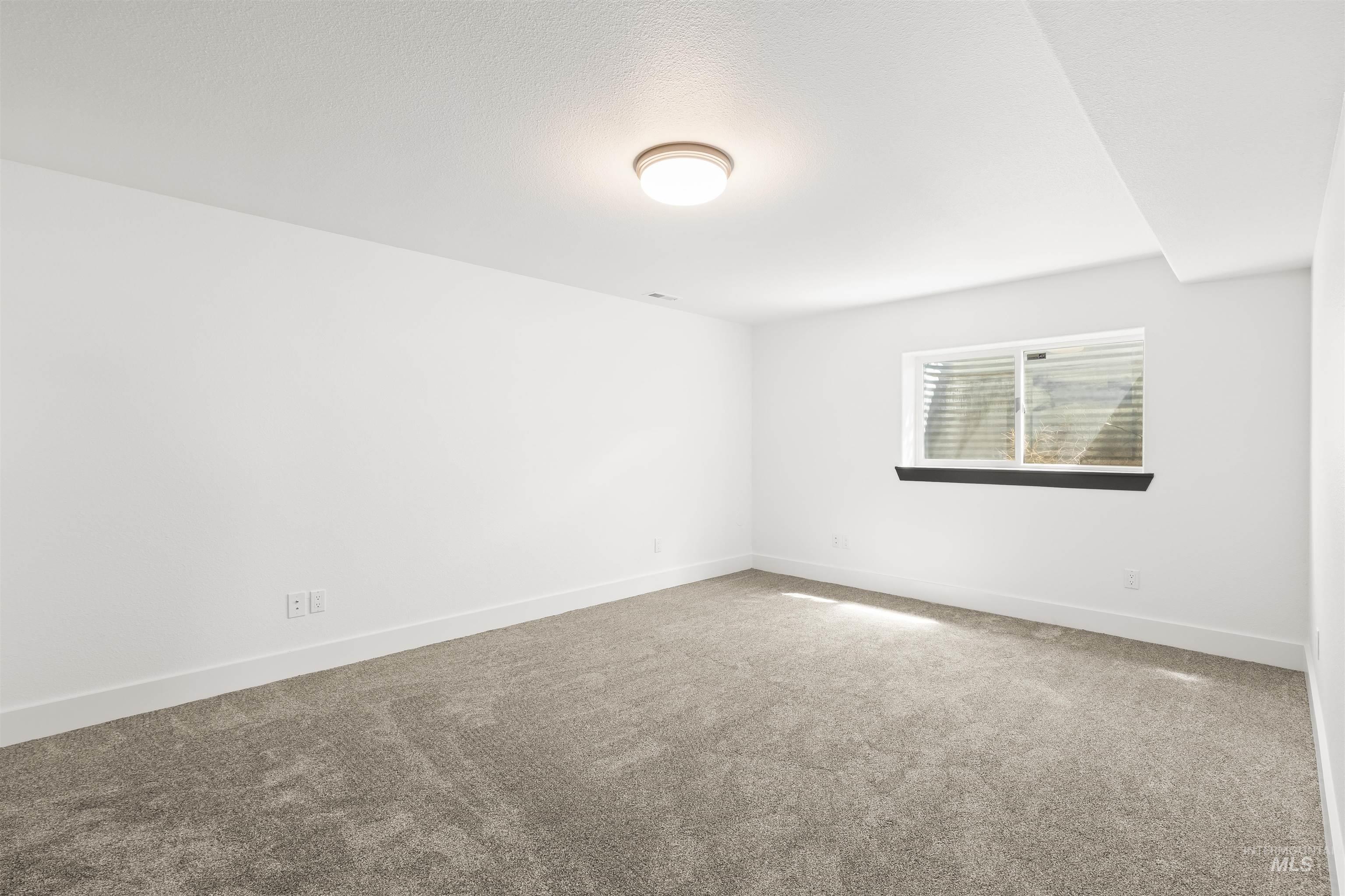 3360 E Main Street, Lewiston, Idaho 83501, 5 Bedrooms, 3.5 Bathrooms, Residential For Sale, Price $1,450,000,MLS 98983950