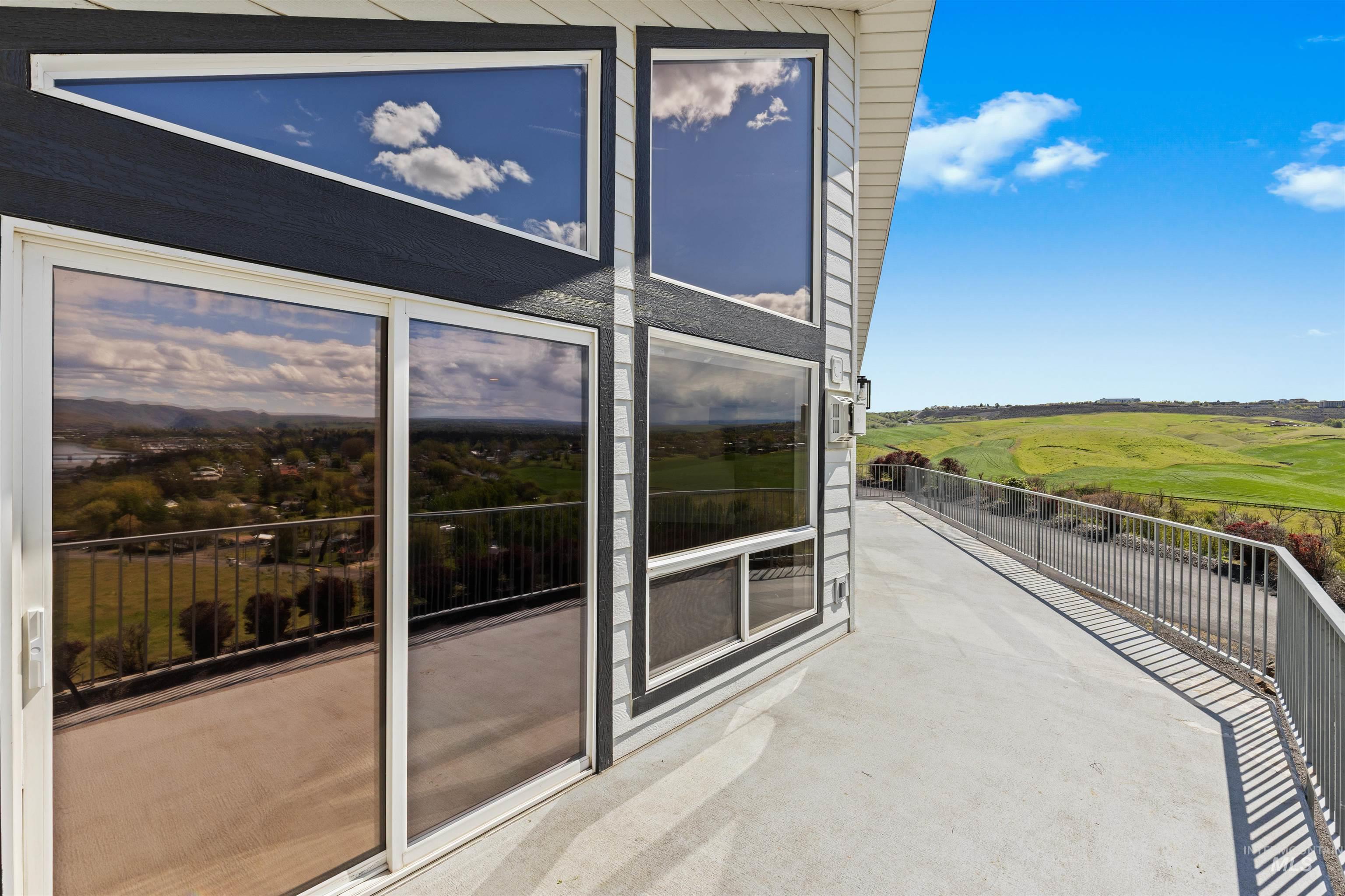 3360 E Main Street, Lewiston, Idaho 83501, 5 Bedrooms, 3.5 Bathrooms, Residential For Sale, Price $1,450,000,MLS 98983950