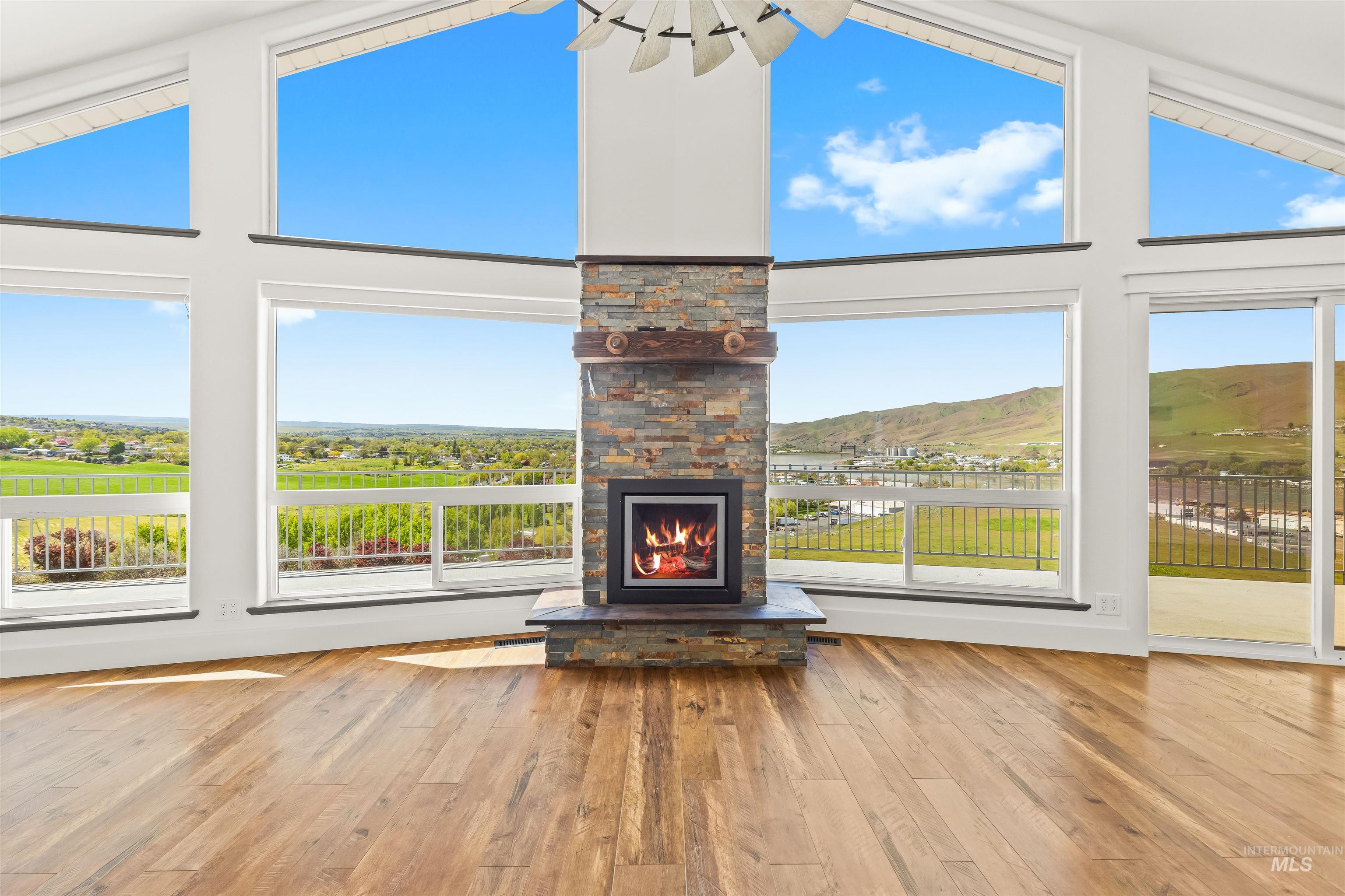 3360 E Main Street, Lewiston, Idaho 83501, 5 Bedrooms, 3.5 Bathrooms, Residential For Sale, Price $1,450,000,MLS 98983950