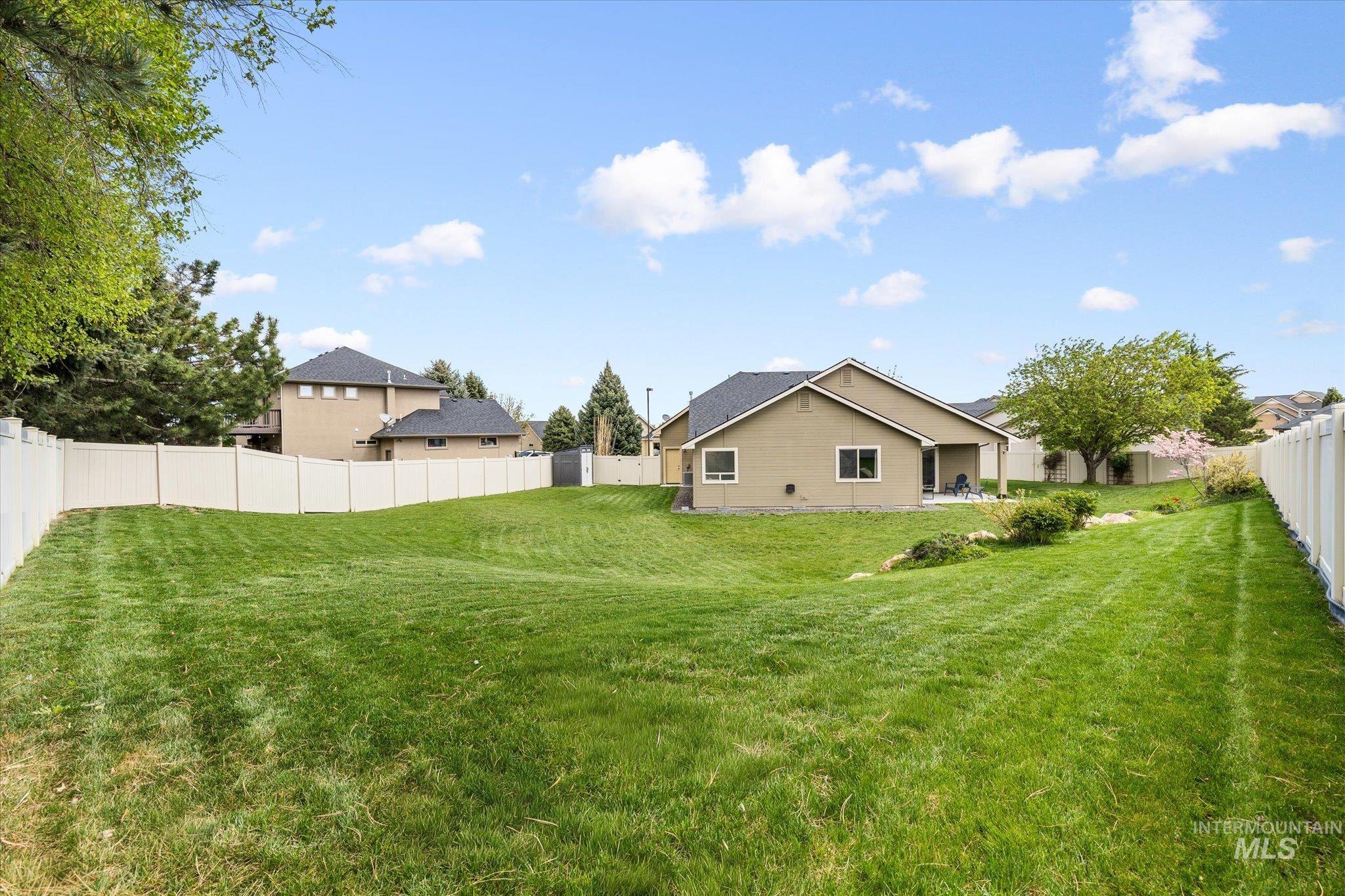 2521 W Miller Ct, Nampa, Idaho 83686-7532, 4 Bedrooms, 3 Bathrooms, Residential For Sale, Price $489,900, 98983952