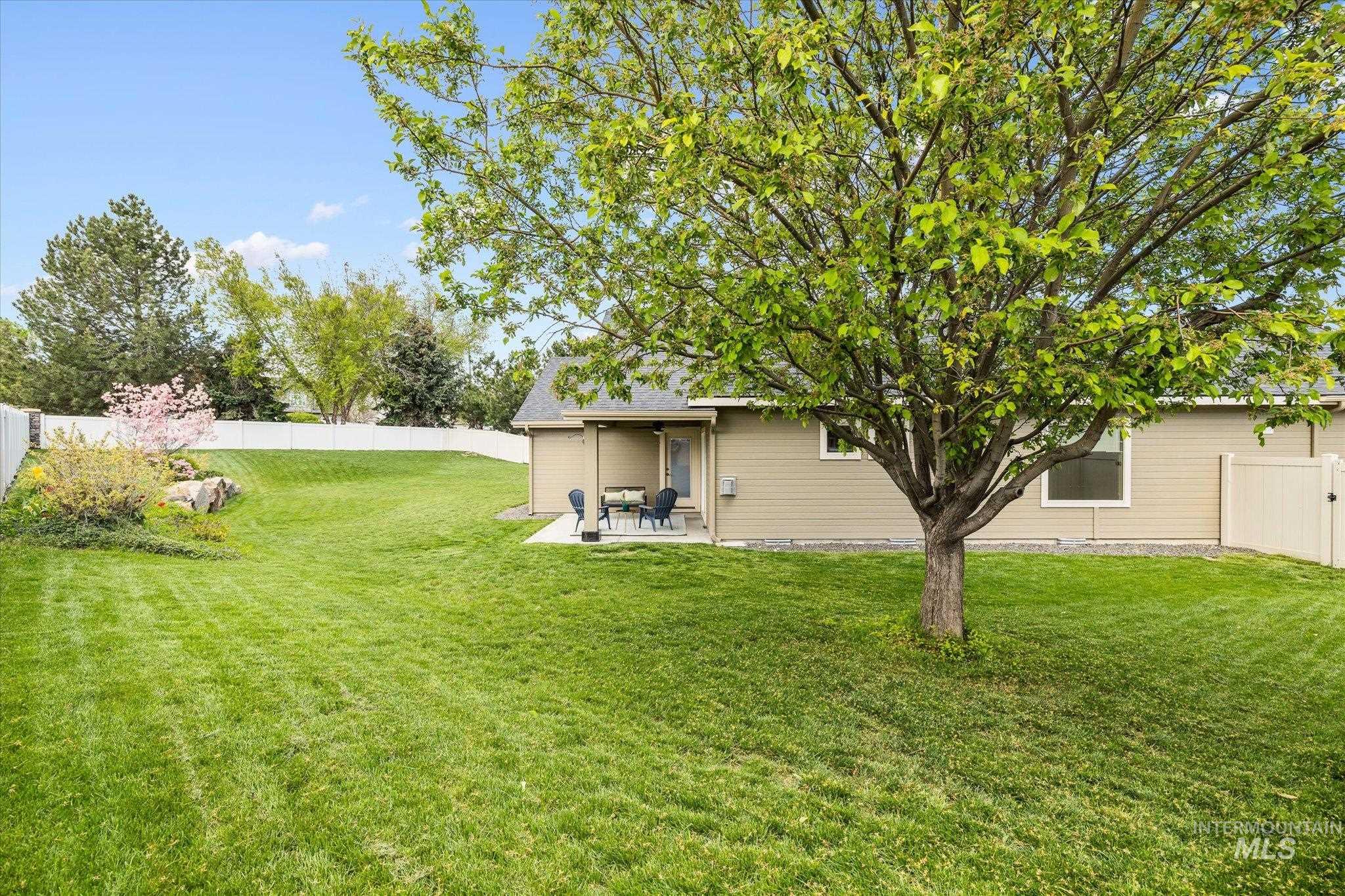 2521 W Miller Ct, Nampa, Idaho 83686-7532, 4 Bedrooms, 3 Bathrooms, Residential For Sale, Price $489,900, 98983952