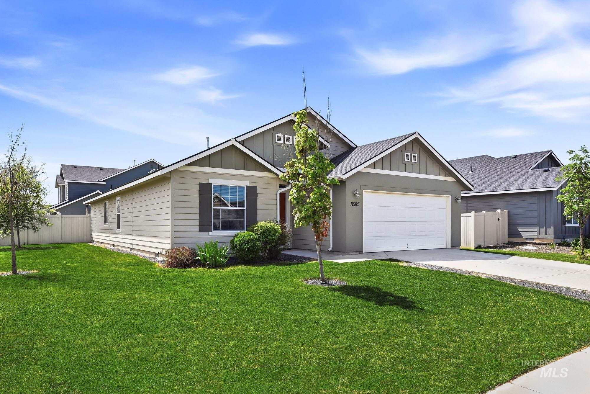 12923 Bullfinch Ct, Nampa, Idaho 83651-5304, 3 Bedrooms, 2 Bathrooms, Residential For Sale, Price $394,950, 98983953