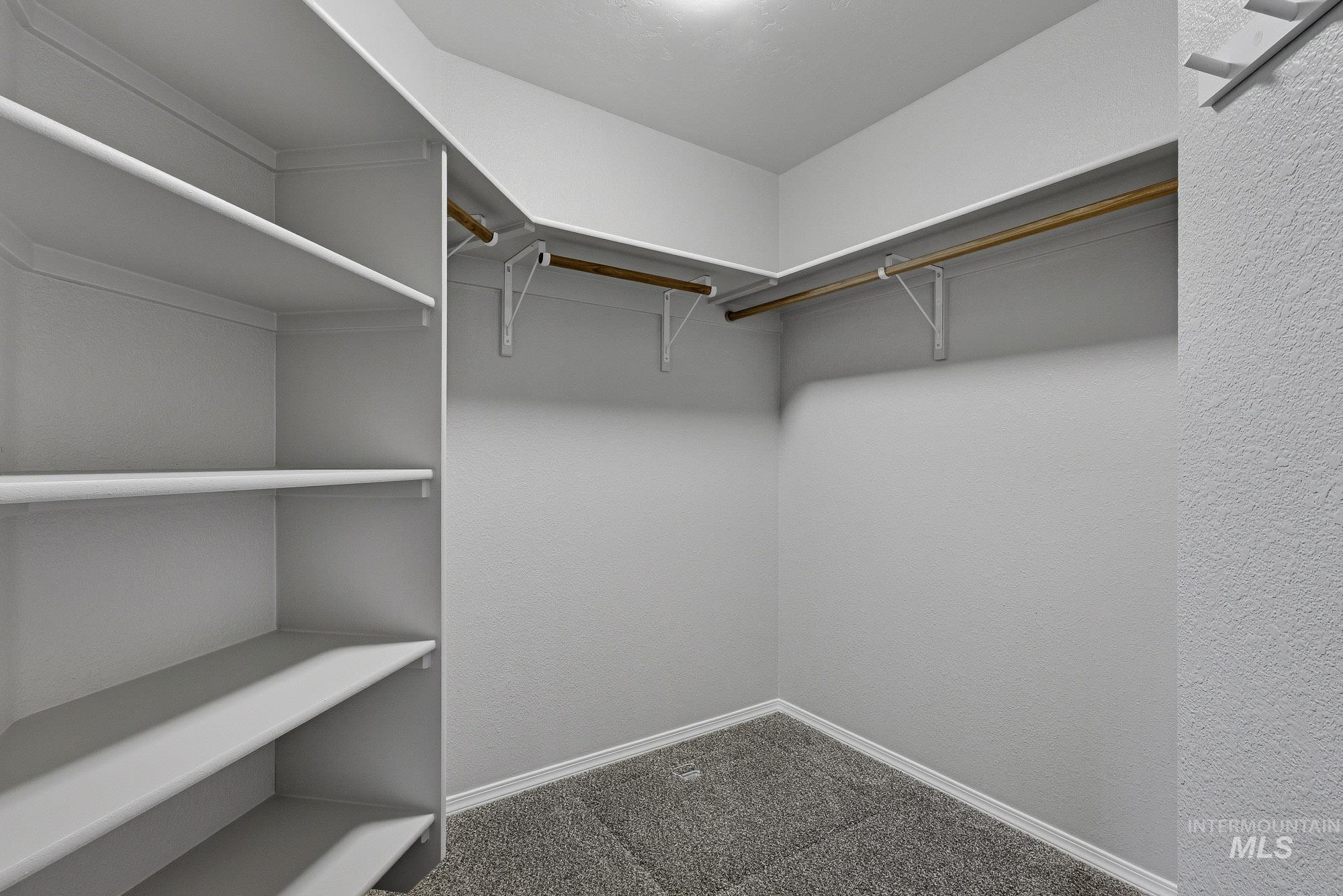 12923 Bullfinch Ct, Nampa, Idaho 83651-5304, 3 Bedrooms, 2 Bathrooms, Residential For Sale, Price $394,950, 98983953