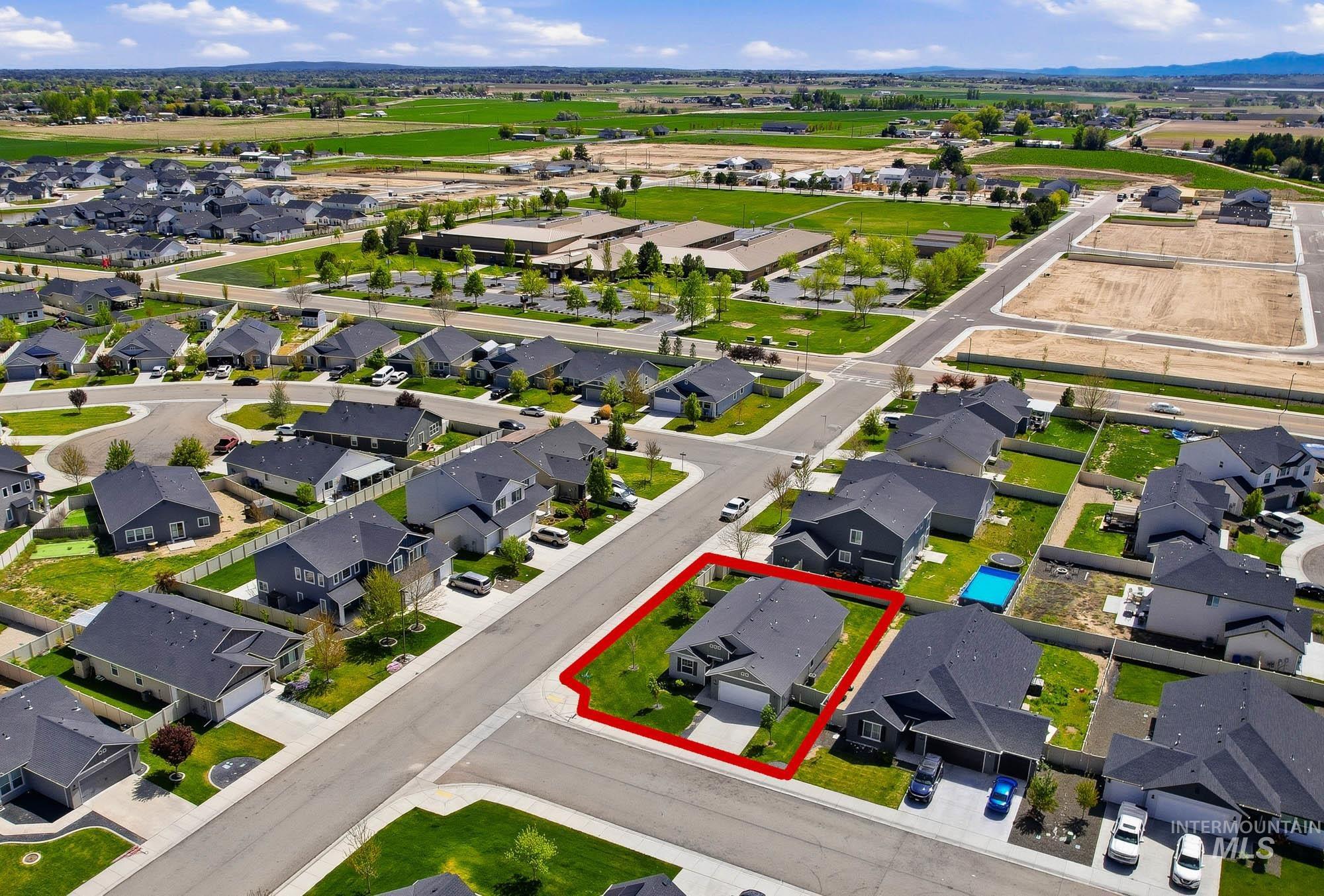 12923 Bullfinch Ct, Nampa, Idaho 83651-5304, 3 Bedrooms, 2 Bathrooms, Residential For Sale, Price $394,950, 98983953