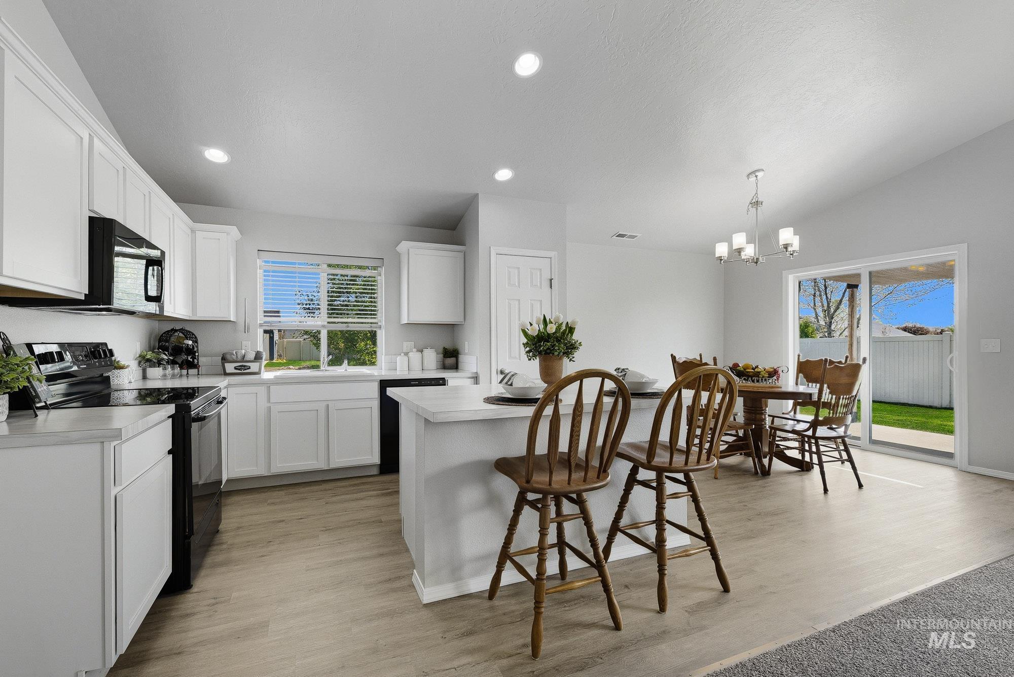 12923 Bullfinch Ct, Nampa, Idaho 83651-5304, 3 Bedrooms, 2 Bathrooms, Residential For Sale, Price $394,950, 98983953