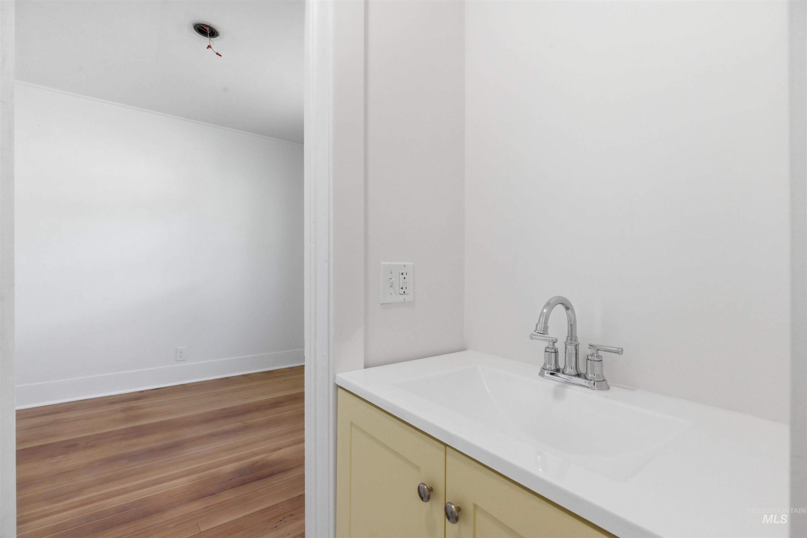 810 Pine St, Potlatch, Idaho 83855, 3 Bedrooms, 1.5 Bathrooms, Residential For Sale, Price $300,000, 98983956