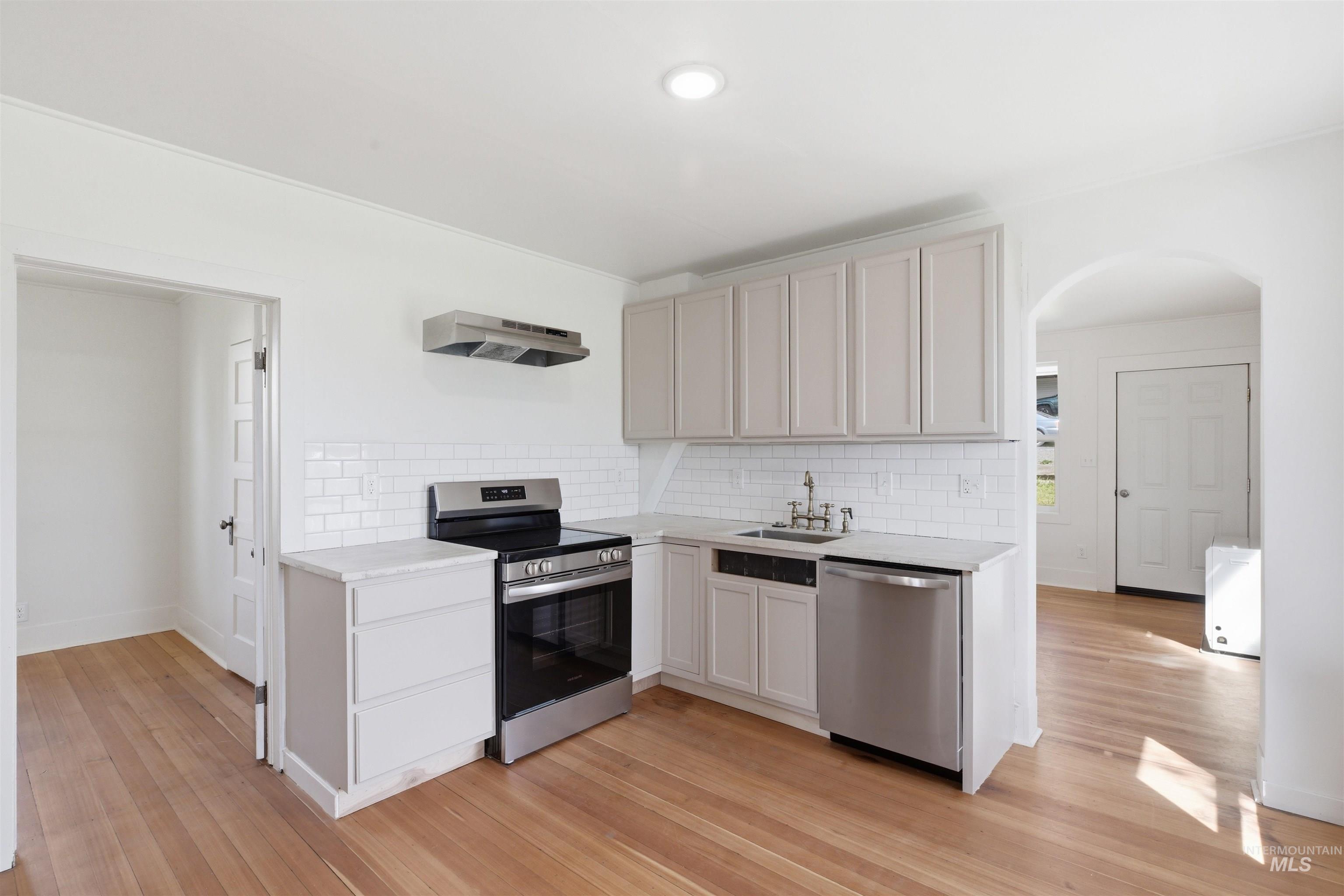 810 Pine St, Potlatch, Idaho 83855, 3 Bedrooms, 1.5 Bathrooms, Residential For Sale, Price $300,000, 98983956