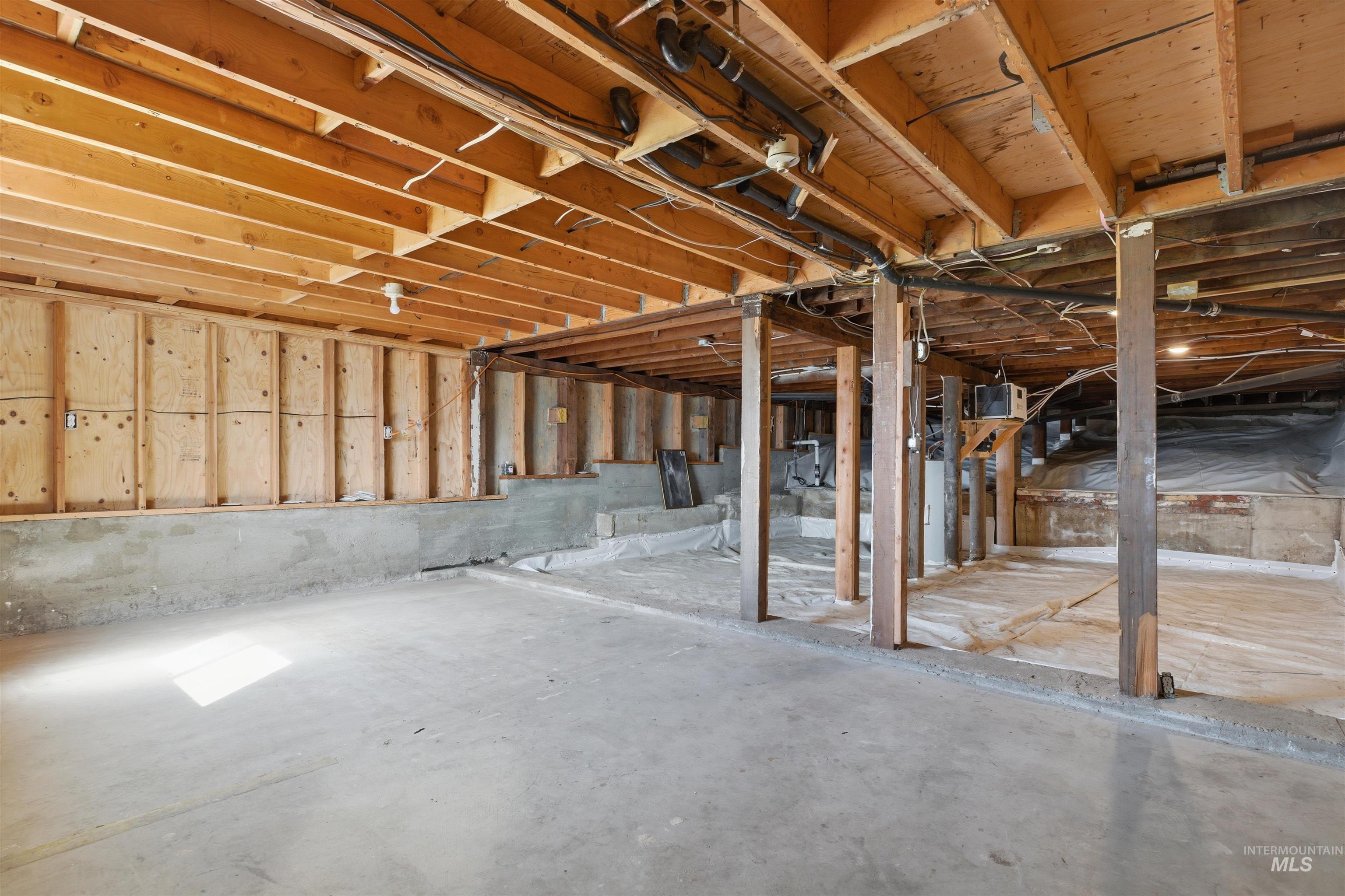 810 Pine St, Potlatch, Idaho 83855, 3 Bedrooms, 1.5 Bathrooms, Residential For Sale, Price $300,000, 98983956