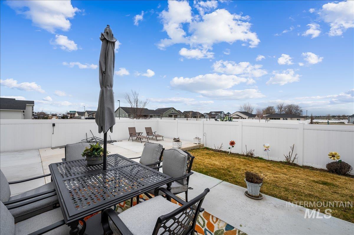 4376 Wagon, Nampa, Idaho 83687, 4 Bedrooms, 3 Bathrooms, Residential For Sale, Price $580,000,MLS 98983958