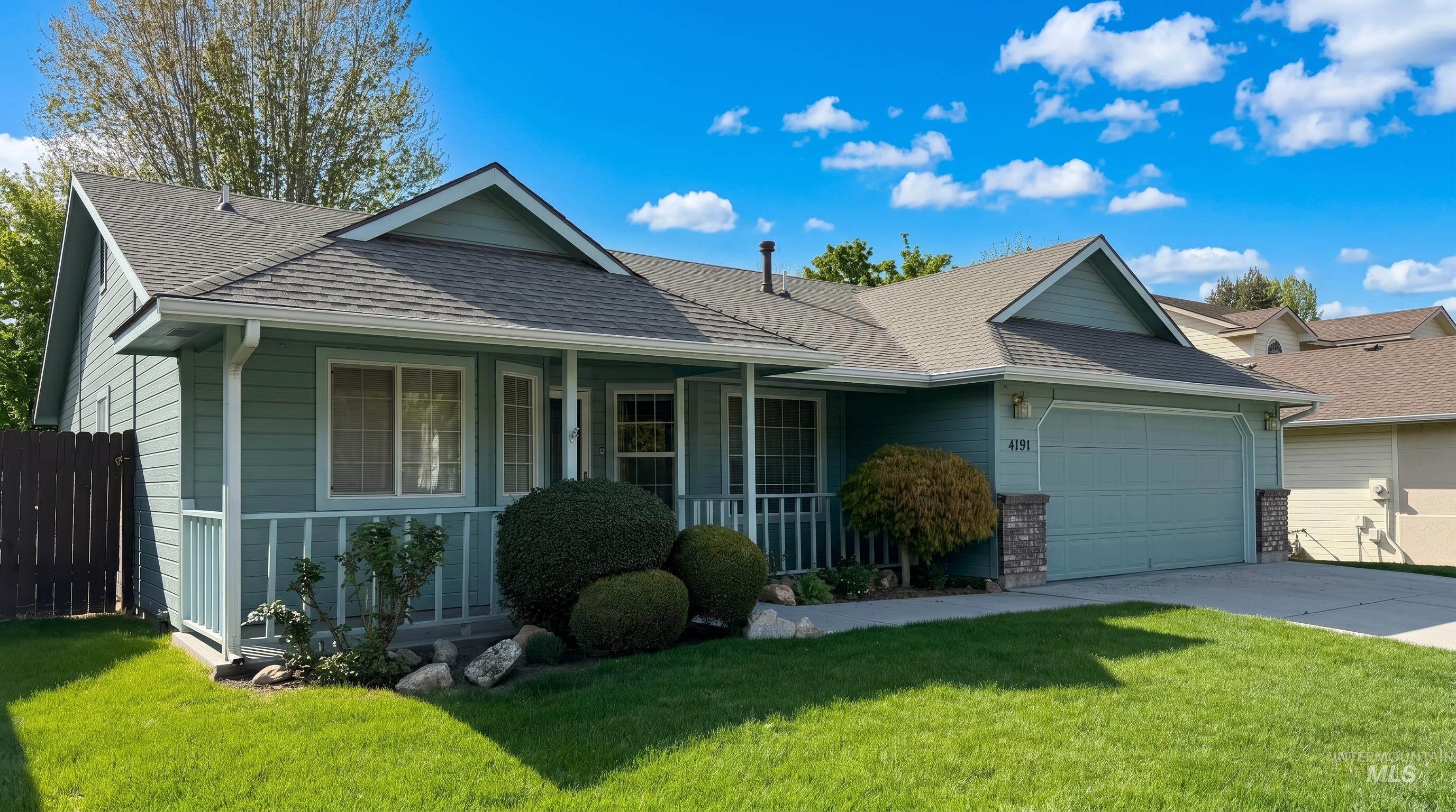 4191 N Waterford Pl, Boise, Idaho 83703, 3 Bedrooms, 2 Bathrooms, Residential For Sale, Price $495,000,MLS 98983962