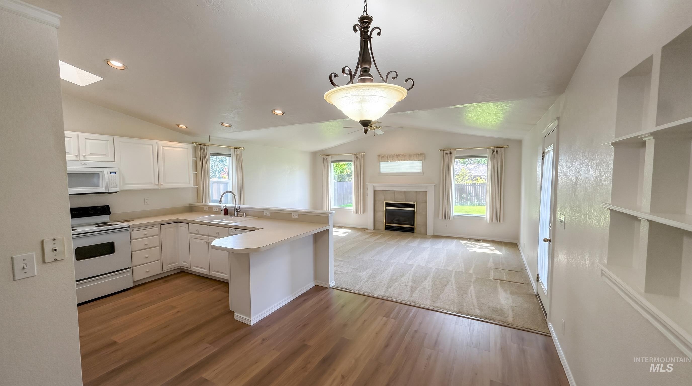 4191 N Waterford Pl, Boise, Idaho 83703, 3 Bedrooms, 2 Bathrooms, Residential For Sale, Price $495,000,MLS 98983962