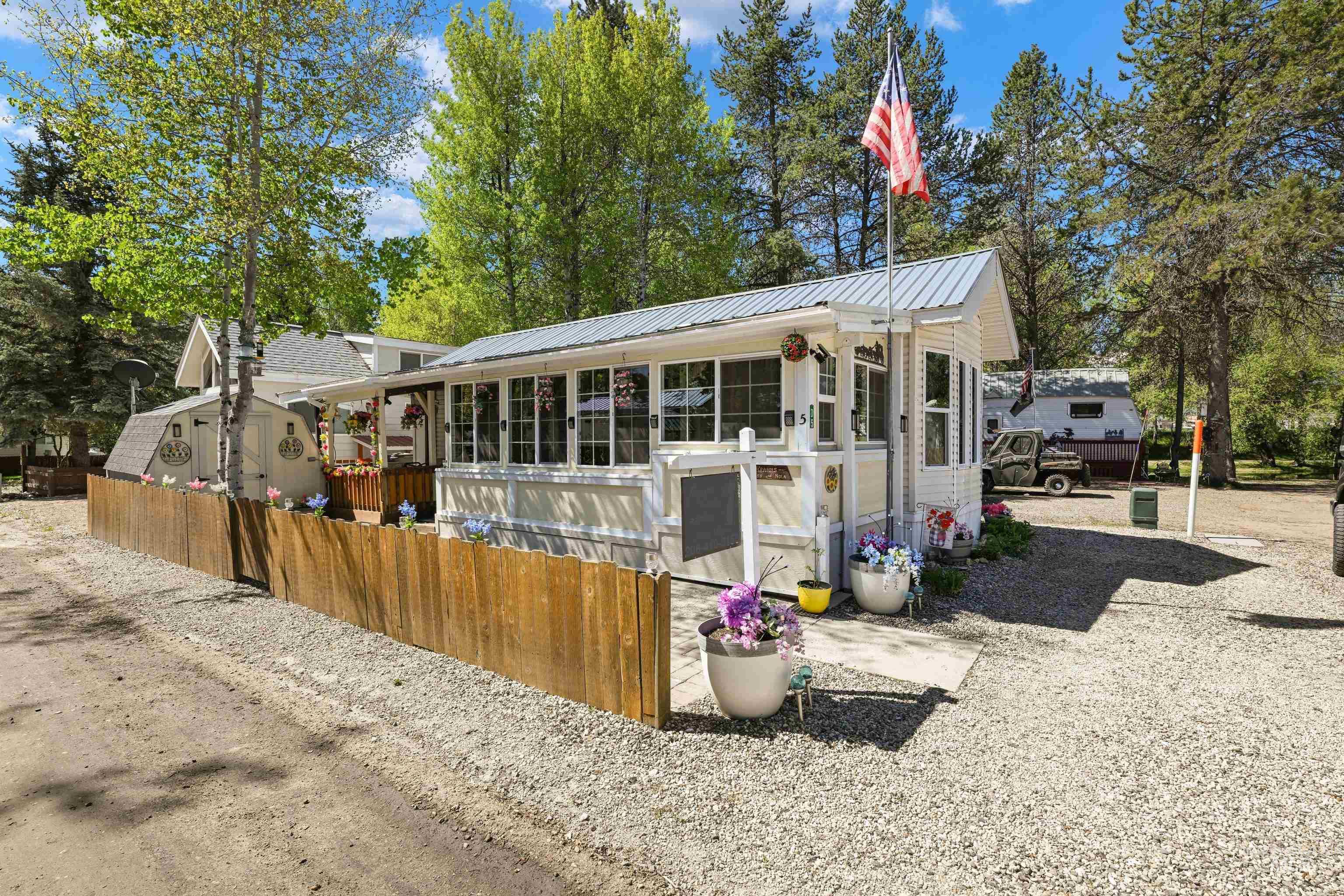 5 D, Cascade, Idaho 83611, 1 Bedroom, 1 Bathroom, Residential For Sale, Price $179,000, 98983963