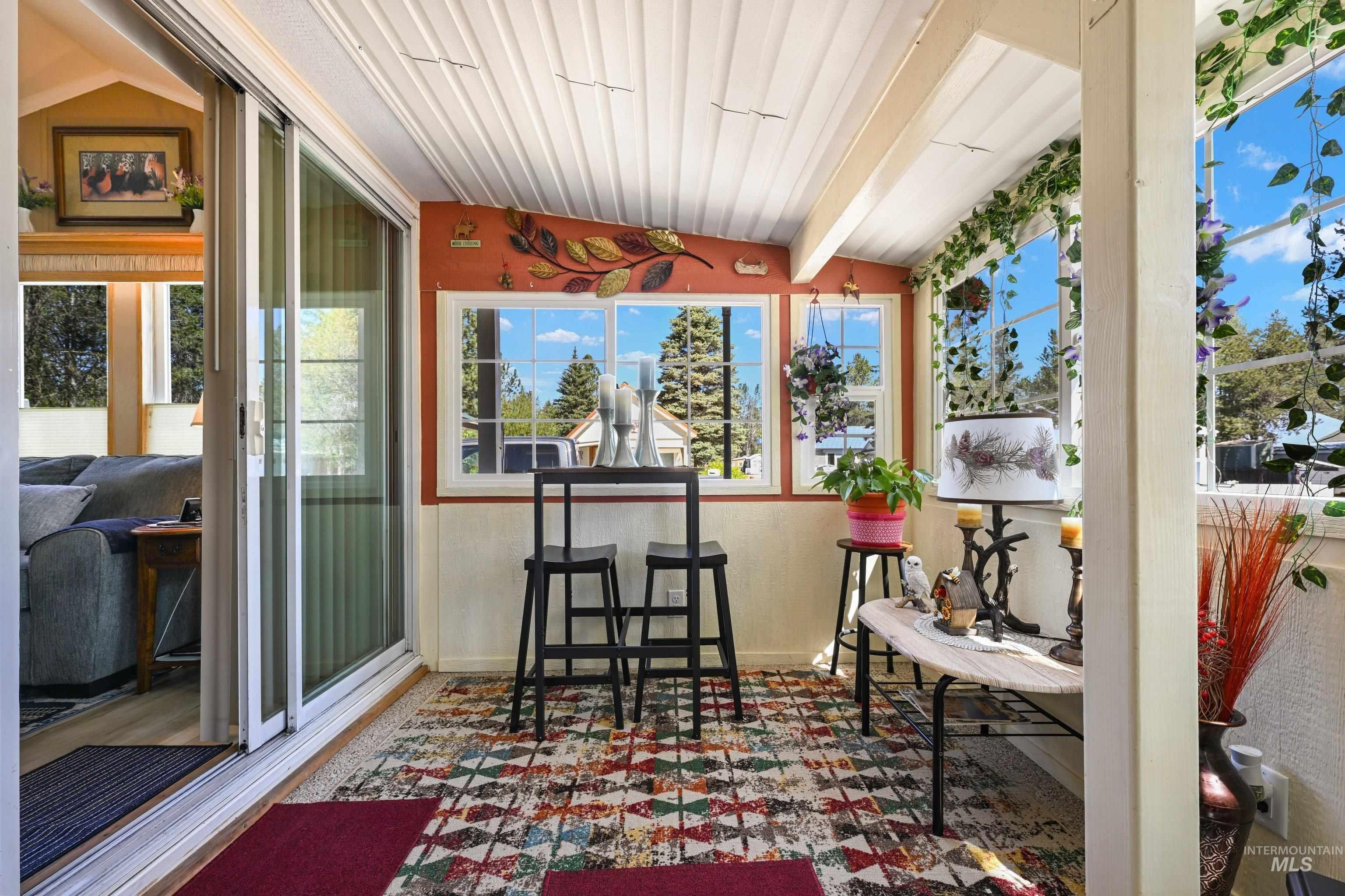 5 D, Cascade, Idaho 83611, 1 Bedroom, 1 Bathroom, Residential For Sale, Price $179,000, 98983963