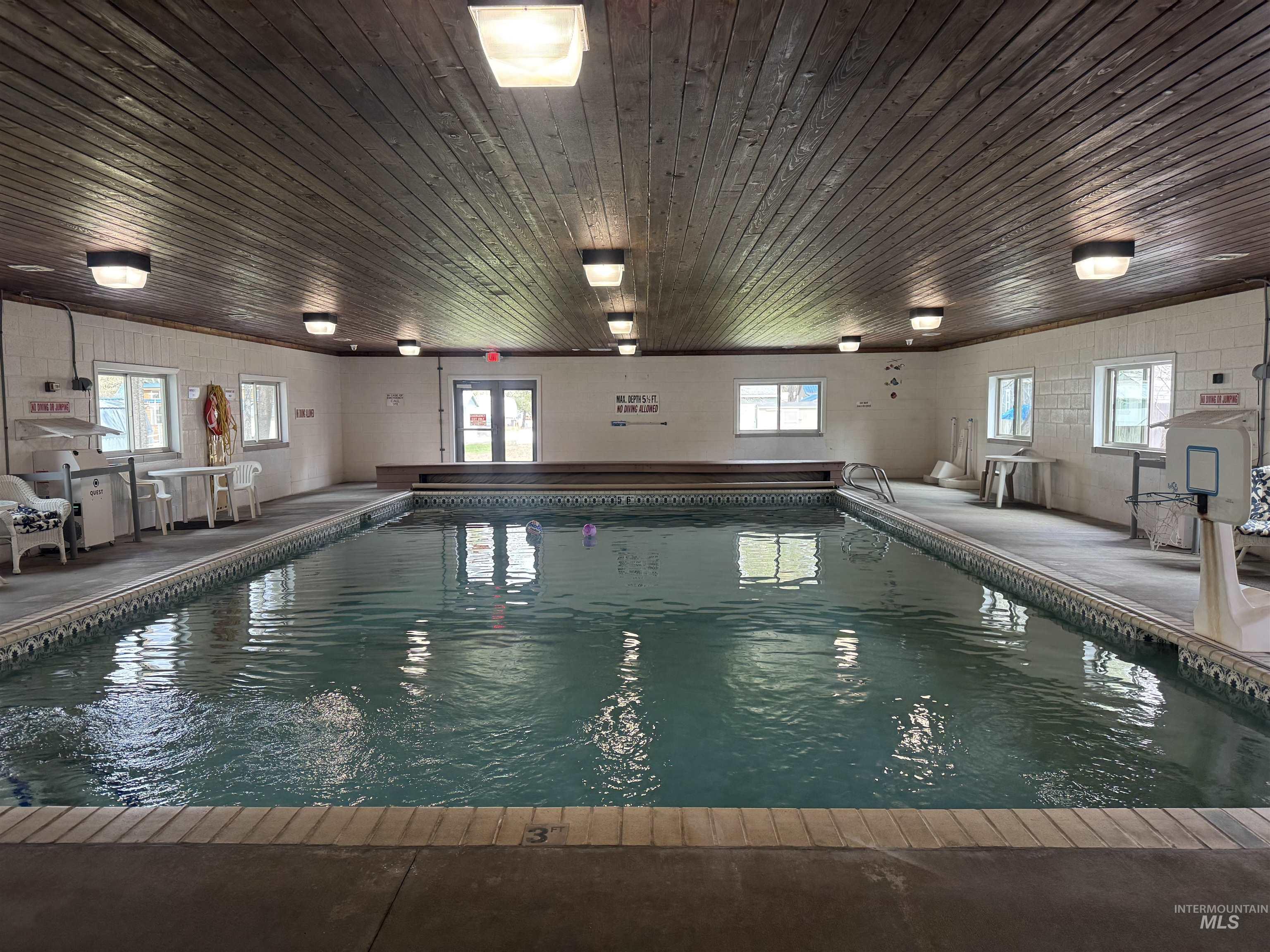 514 Sawyer St, Cascade, Idaho 83611, 1 Bedroom, 1 Bathroom, Residential For Sale, Price $185,000,MLS 98983963