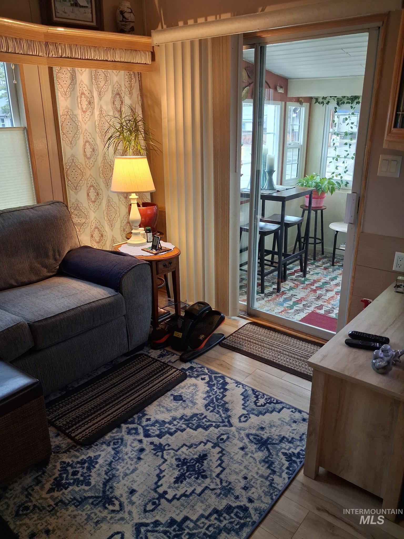 514 Sawyer St, Cascade, Idaho 83611, 1 Bedroom, 1 Bathroom, Residential For Sale, Price $185,000,MLS 98983963