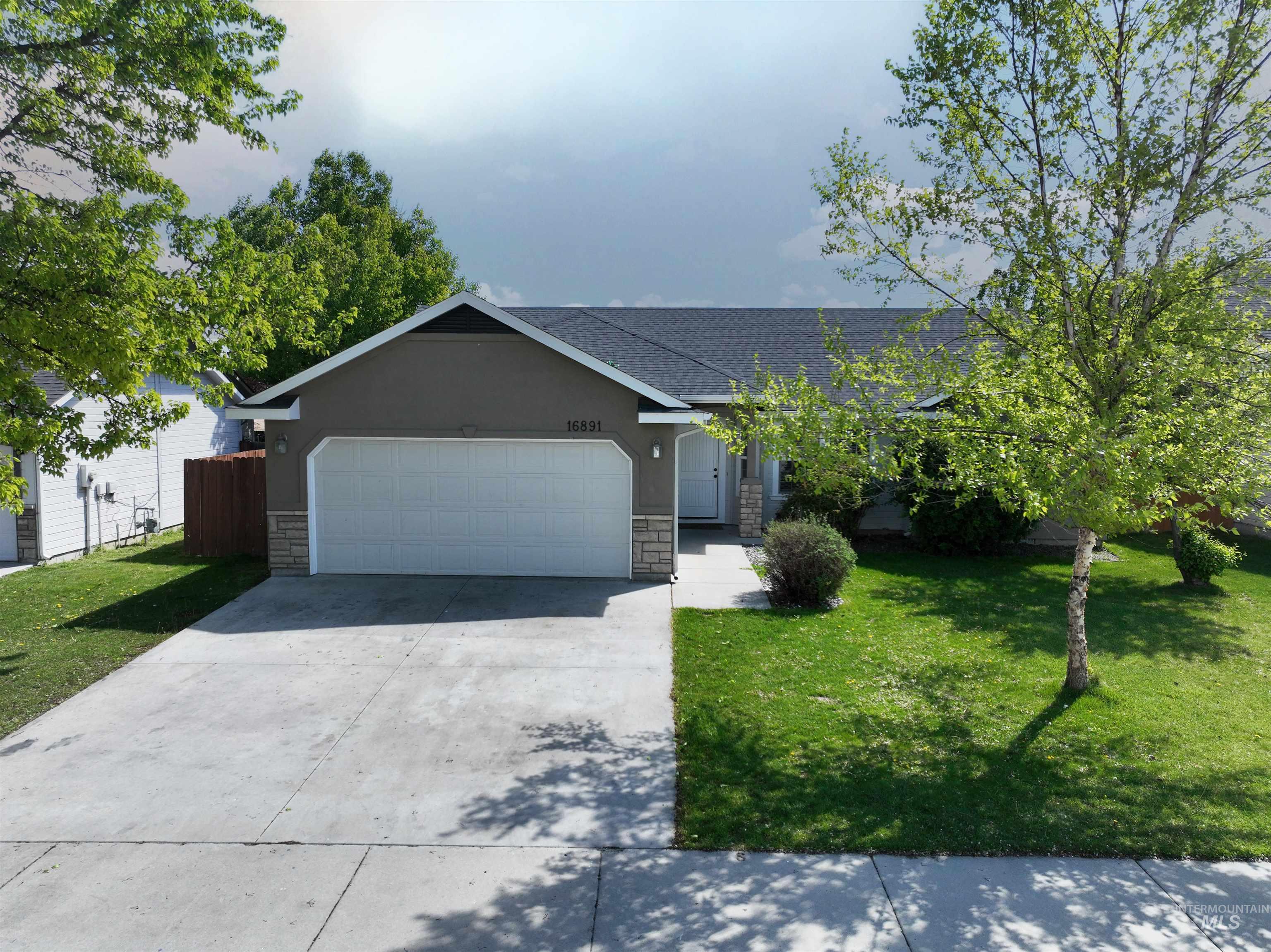 16891 N Darmady Loop, Nampa, Idaho 83686, 4 Bedrooms, 2 Bathrooms, Residential For Sale, Price $385,000, 98983967