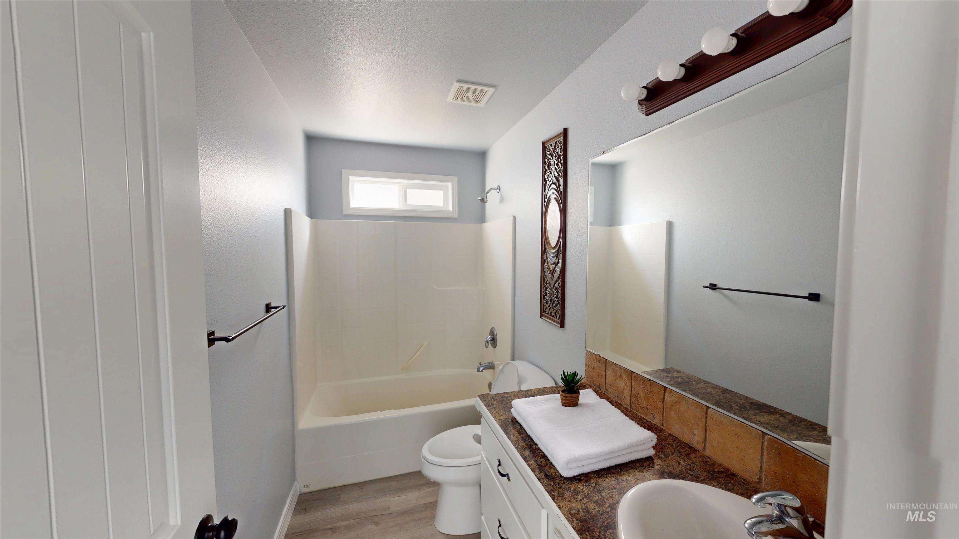 16891 N Darmady Loop, Nampa, Idaho 83686, 4 Bedrooms, 2 Bathrooms, Residential For Sale, Price $385,000, 98983967