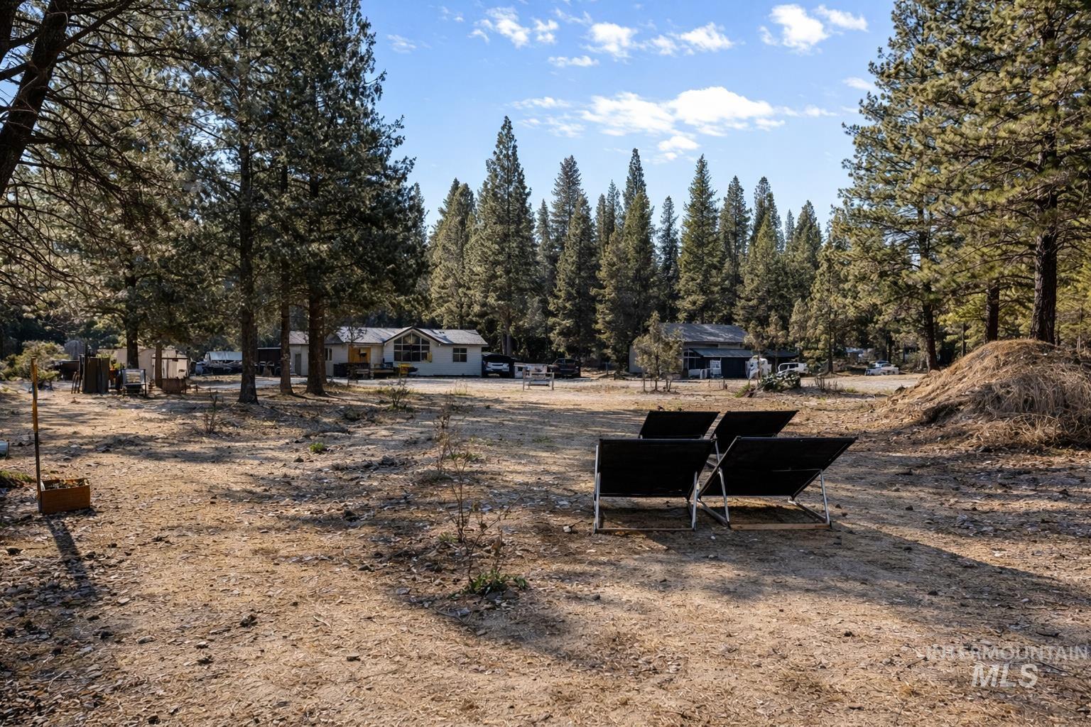 17 Mountain Meadow Rd, Idaho City, Idaho 83631, 3 Bedrooms, 2 Bathrooms, Residential For Sale, Price $475,000, 98983968