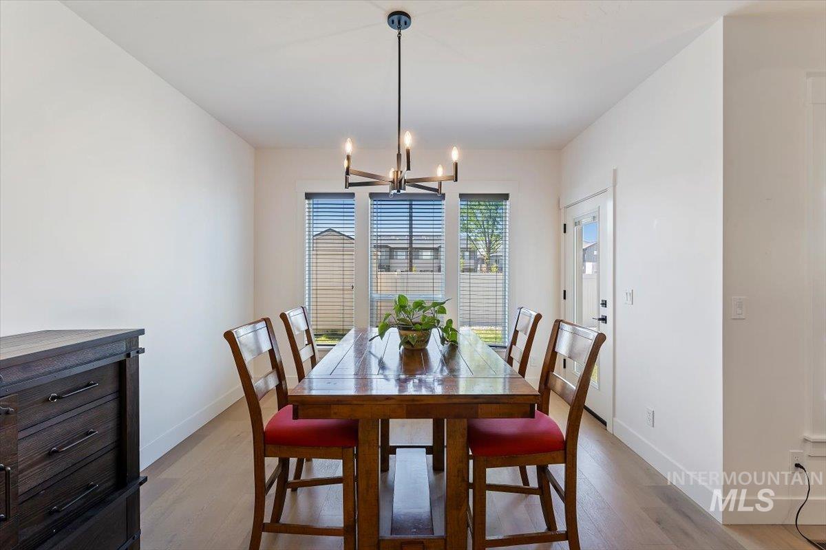 4975 N Brock Ave, Meridian, Idaho 83646-7690, 3 Bedrooms, 2 Bathrooms, Residential For Sale, Price $569,900, 98983969