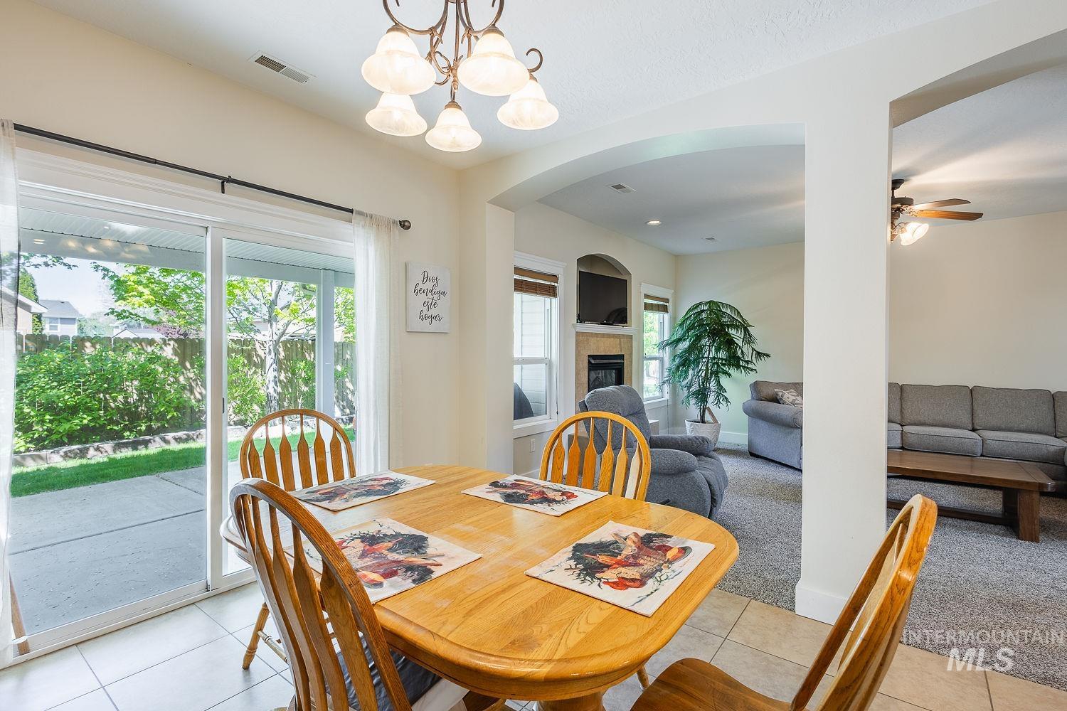 591 N Pringlewood Pl, Star, Idaho 53669, 4 Bedrooms, 3 Bathrooms, Residential For Sale, Price $598,000, 98983973