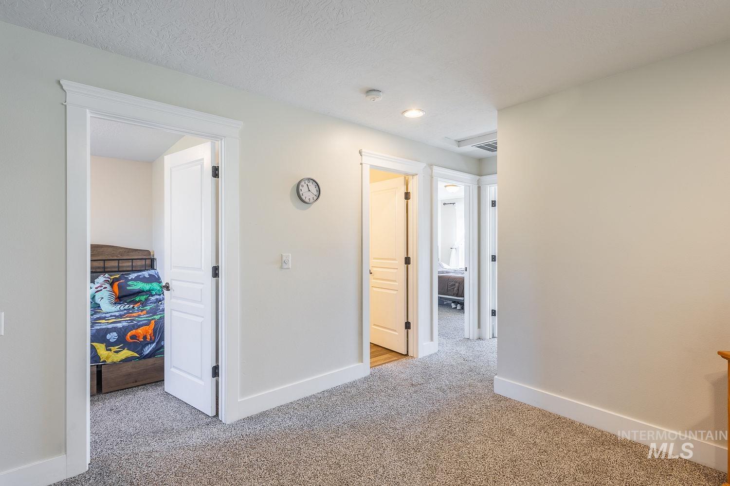 591 N Pringlewood Pl, Star, Idaho 53669, 4 Bedrooms, 3 Bathrooms, Residential For Sale, Price $598,000, 98983973