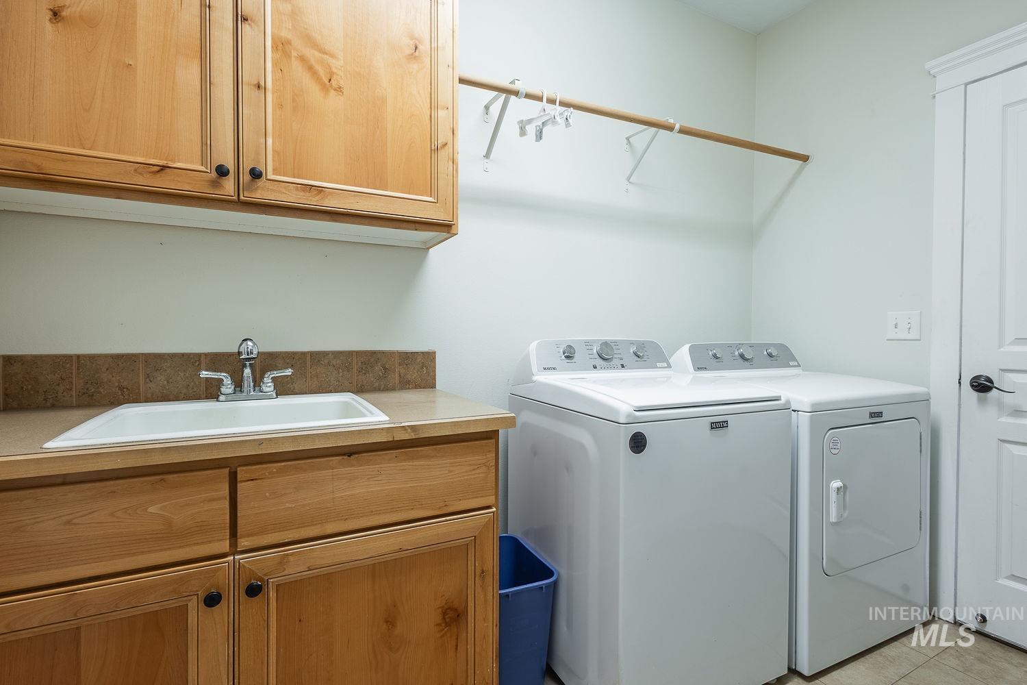 591 N Pringlewood Pl, Star, Idaho 53669, 4 Bedrooms, 3 Bathrooms, Residential For Sale, Price $598,000, 98983973