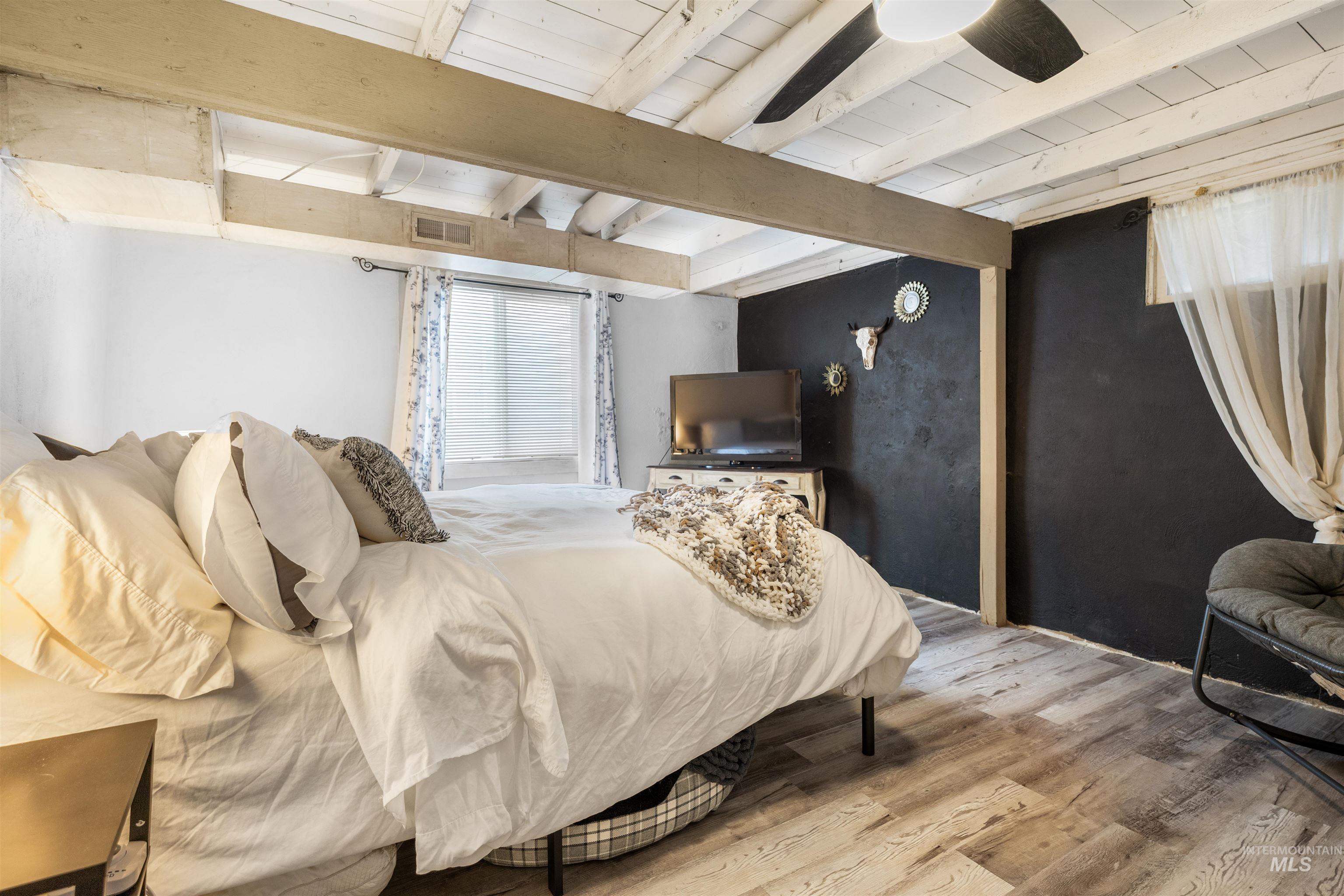 210 Carrie Rex Ave, Melba, Idaho 83641, 2 Bedrooms, 1 Bathroom, Residential For Sale, Price $315,900, 98983974