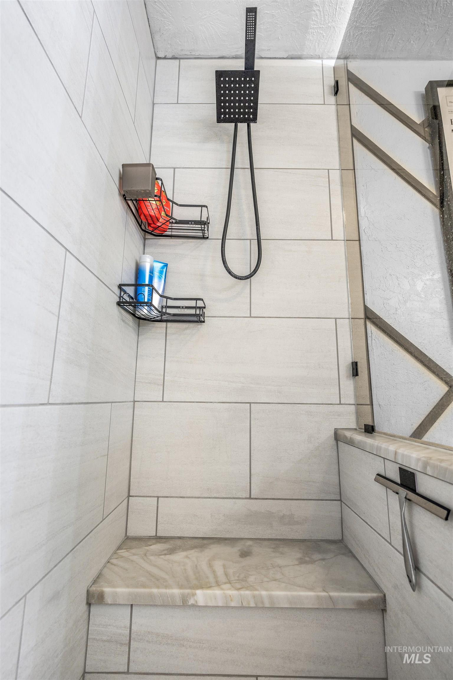 210 Carrie Rex Ave, Melba, Idaho 83641, 2 Bedrooms, 1 Bathroom, Residential For Sale, Price $315,900, 98983974