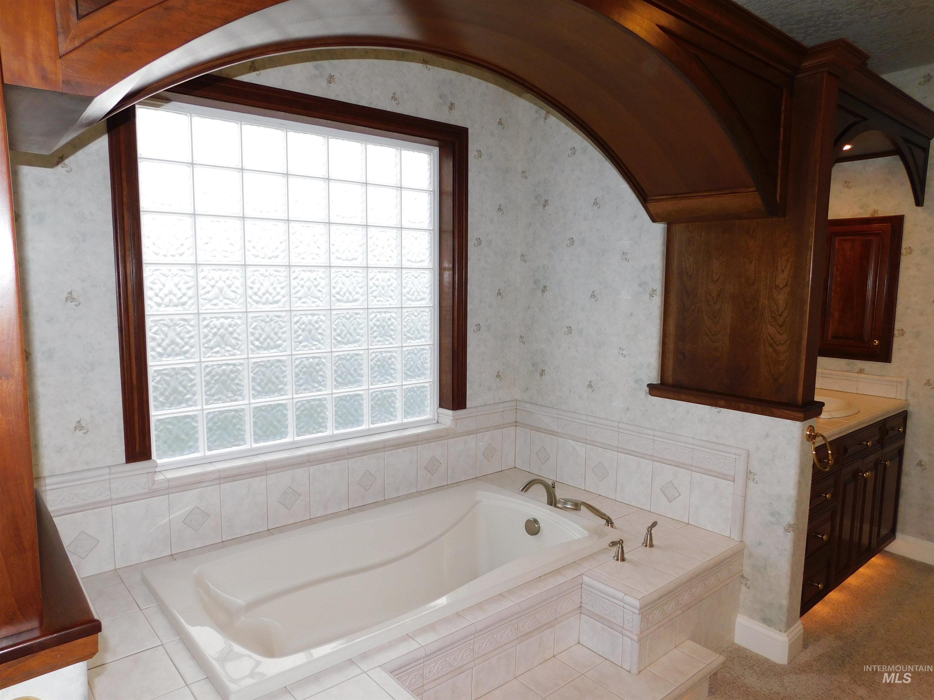 17777 Allendale, Wilder, Idaho 83676, 5 Bedrooms, 4.5 Bathrooms, Residential For Sale, Price $2,500,000, 98983978