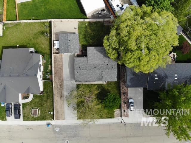 11394 W Zachery Ave., Nampa, Idaho 83651, 3 Bedrooms, 2 Bathrooms, Residential For Sale, Price $344,900,MLS 98983979